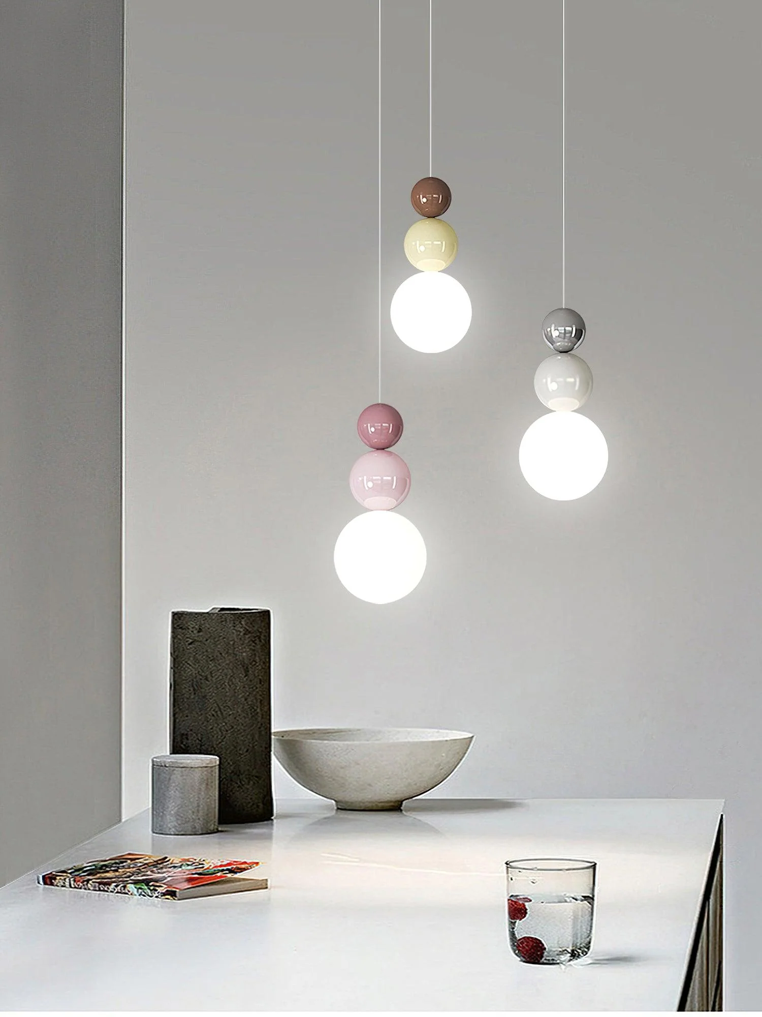 Acrylic Three Ball Pendant Lamp - Image 2