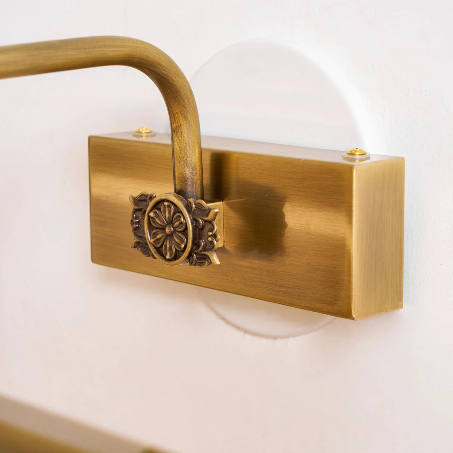 Adelaide Antler Wall Lamp - Image 47