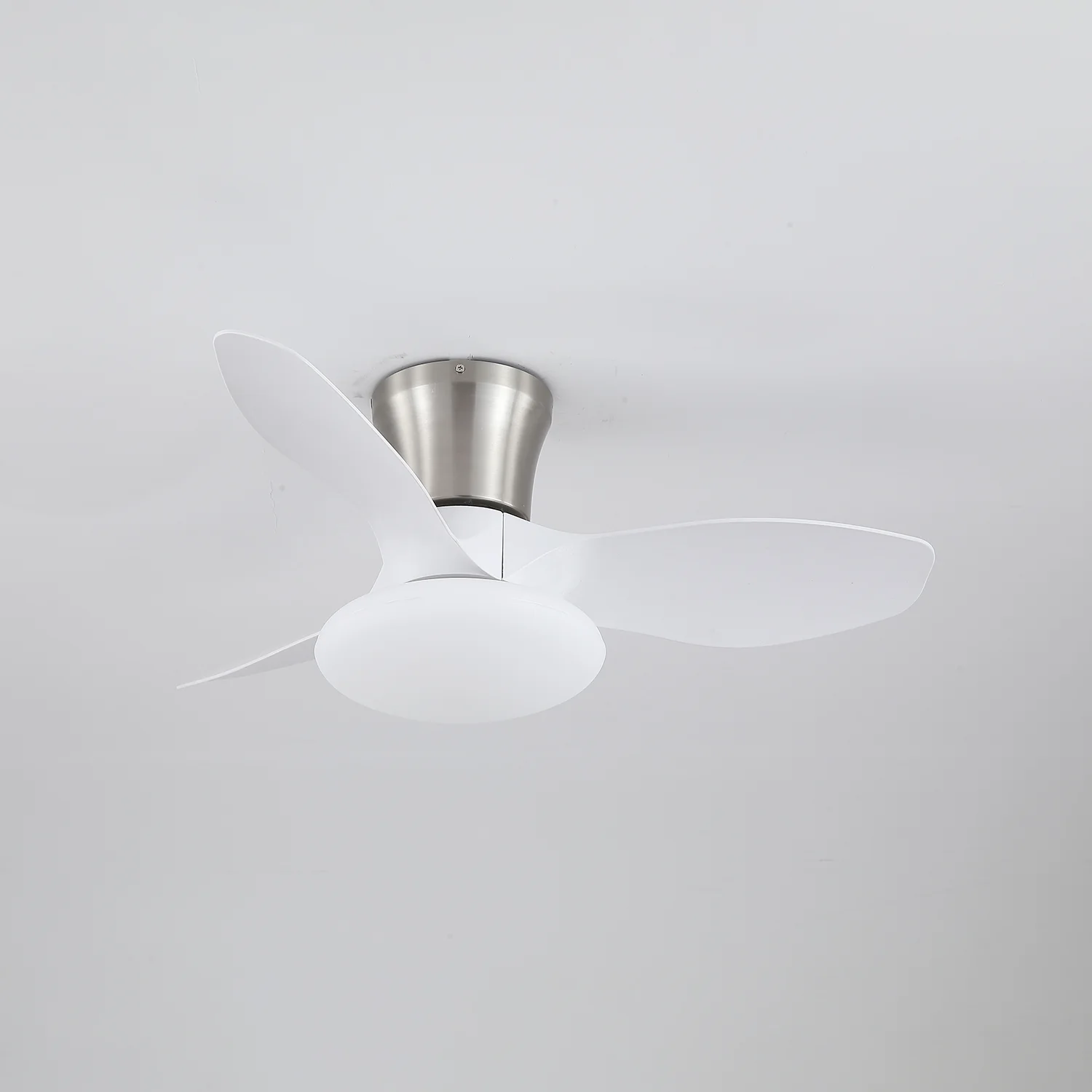 Aeris Curve Ceiling Fan Light - Image 19