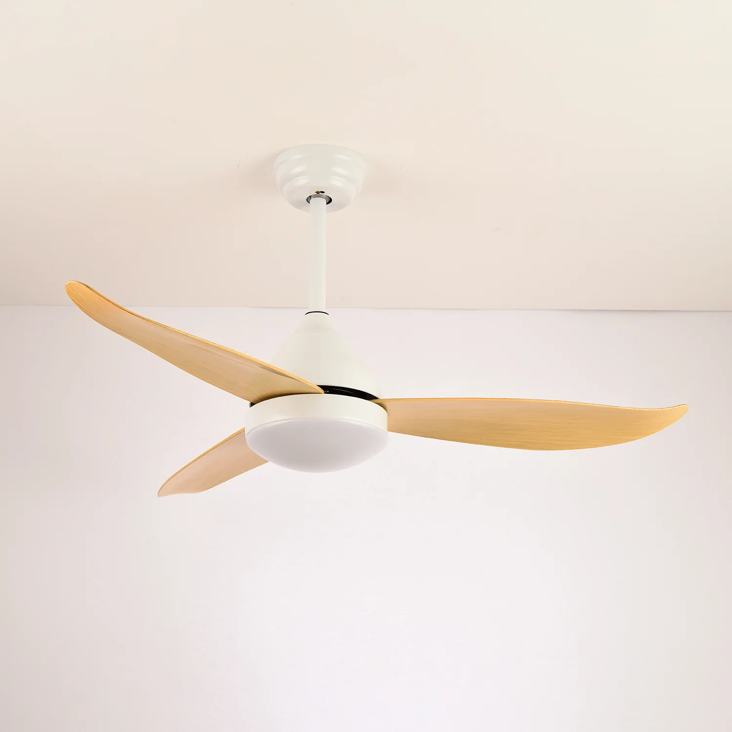Aeris Whisper Ceiling Fan Light - Image 7