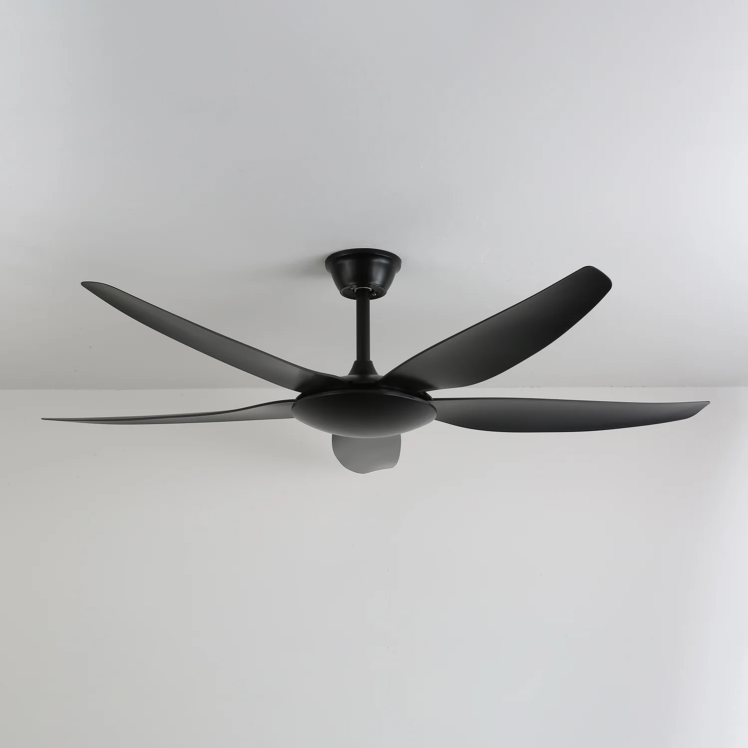 Aeron Noir Ceiling Fan - Image 5