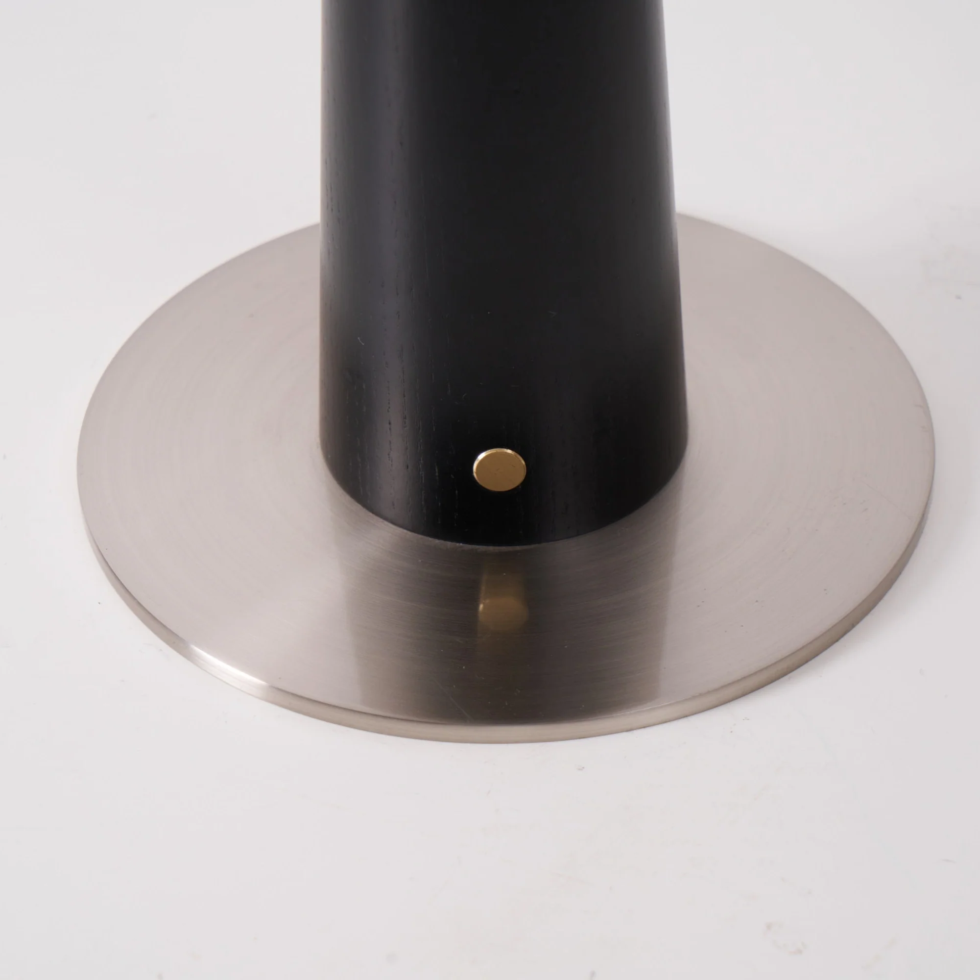 Aeruno Table Lamp - Image 24