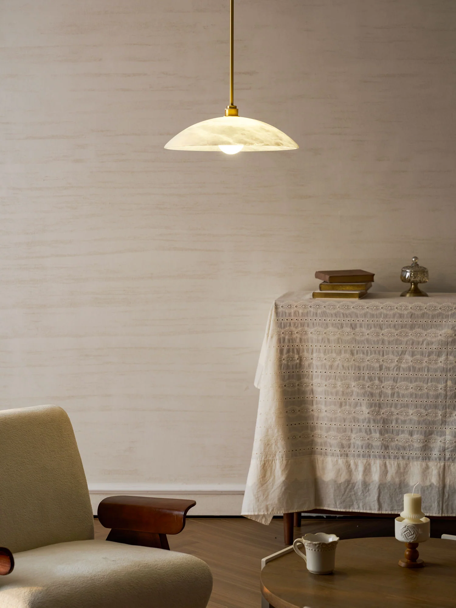 Alabaster Dome Pendant Lamp - Image 48