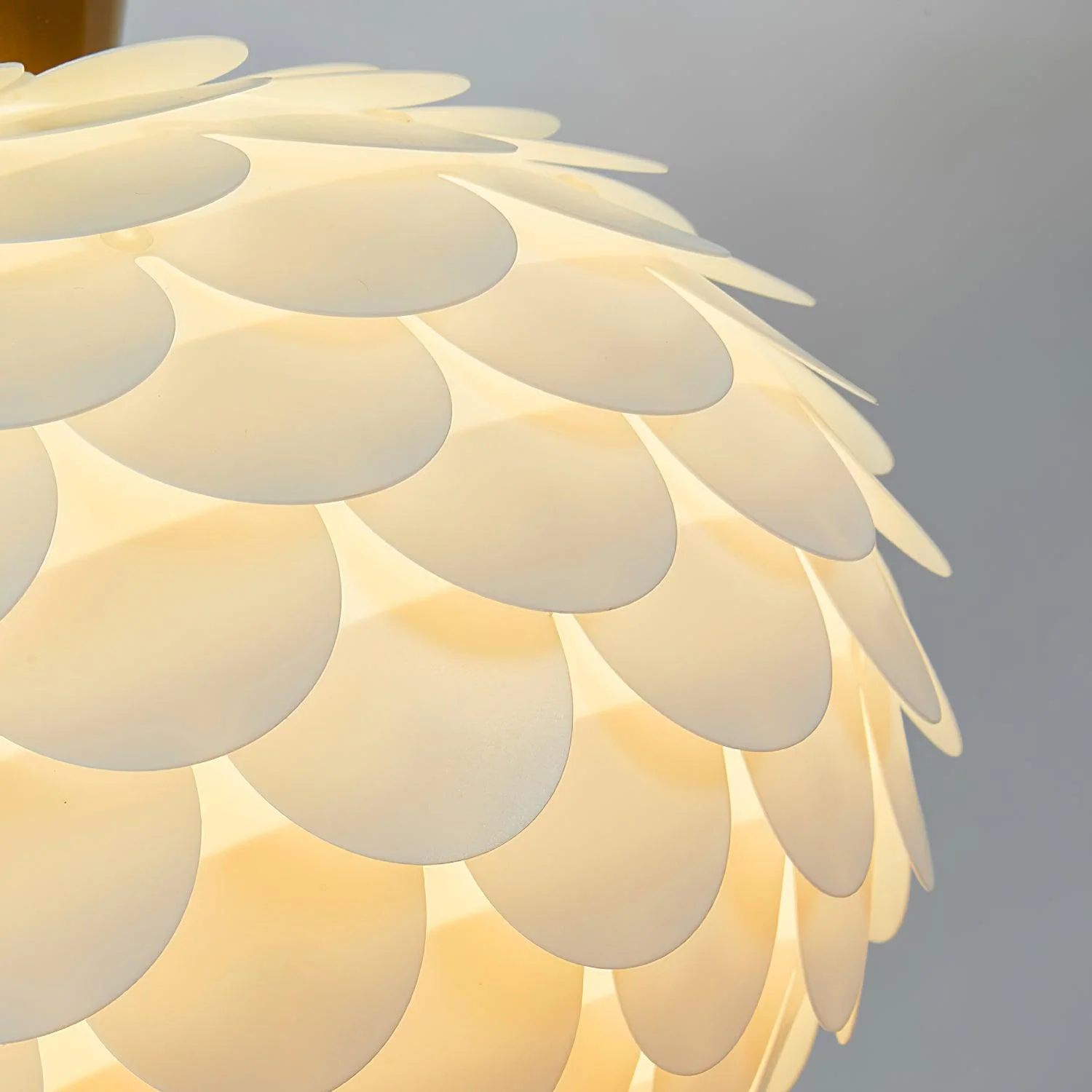 Aluvia Crown Pendant Lamp - Image 27
