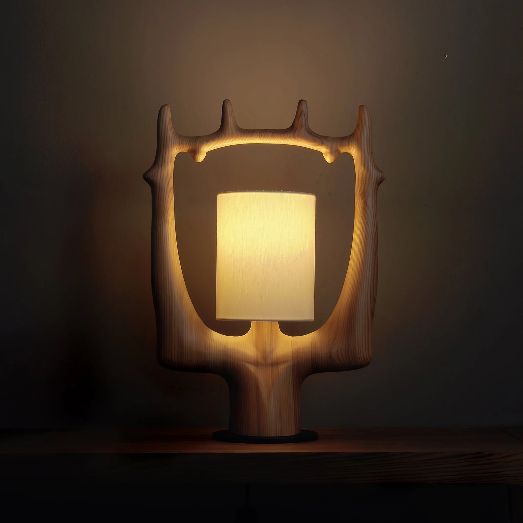 Antler Ring Table Lamp - Image 7