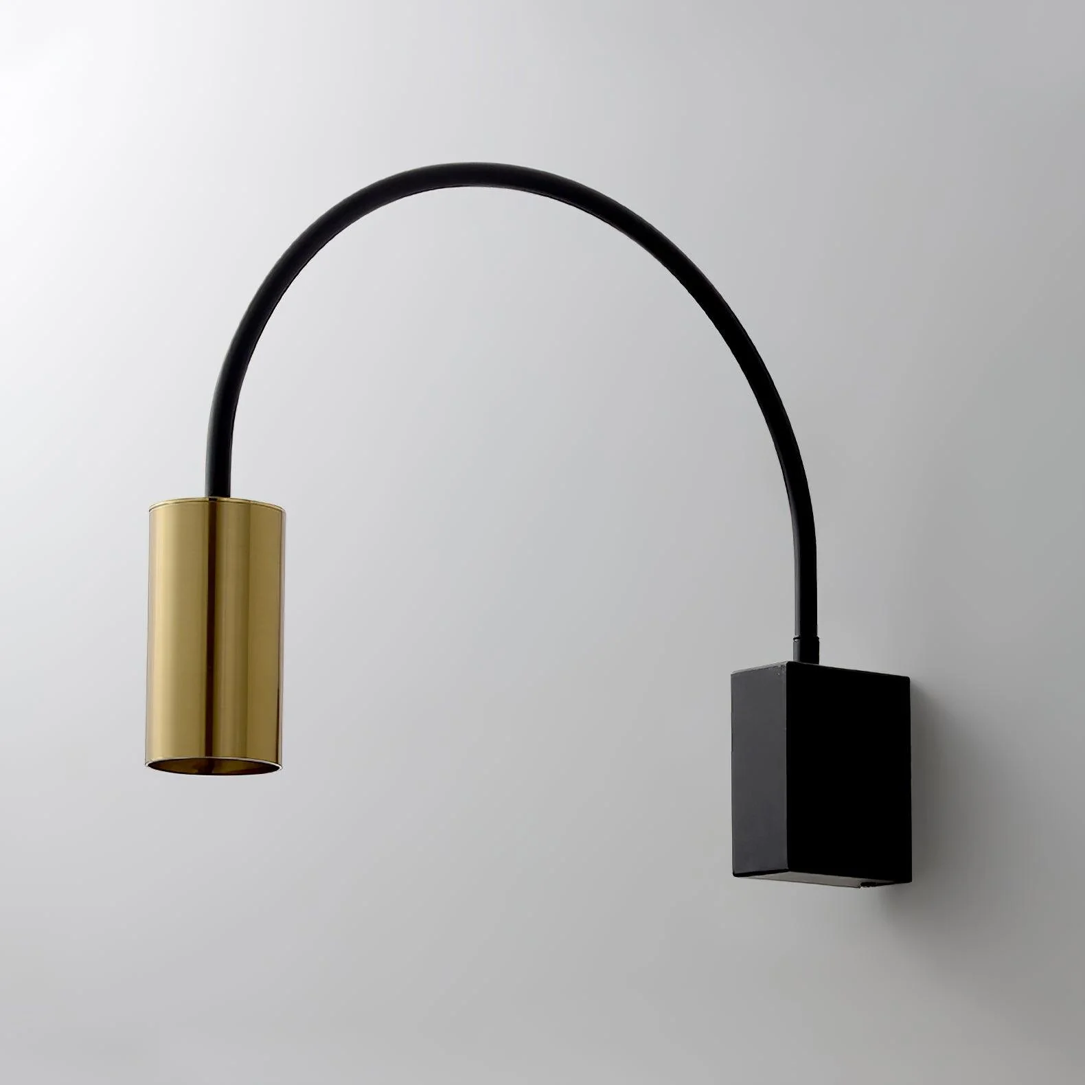 Antonella Wall Lamp - Image 3