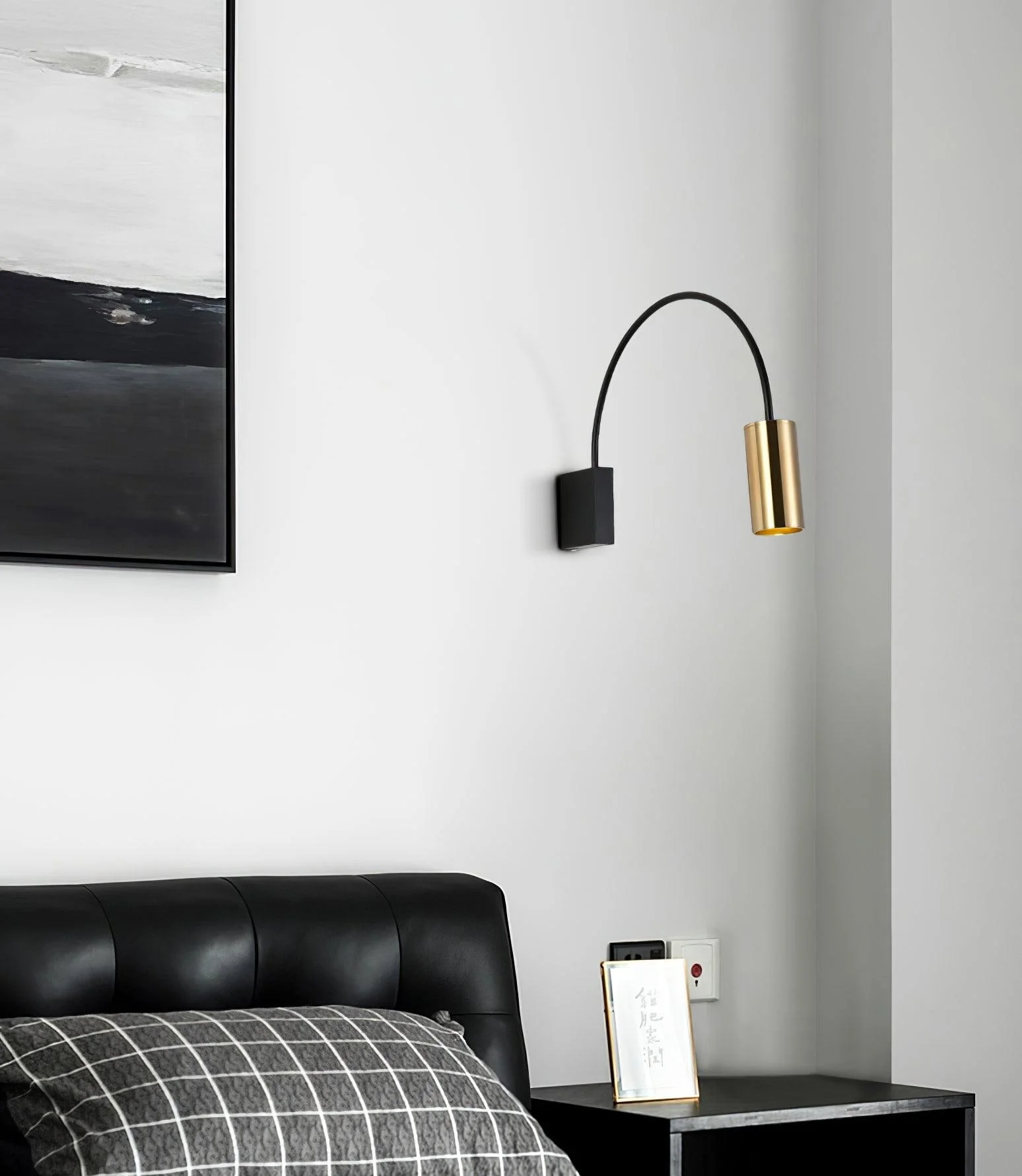 Antonella Wall Lamp - Image 9