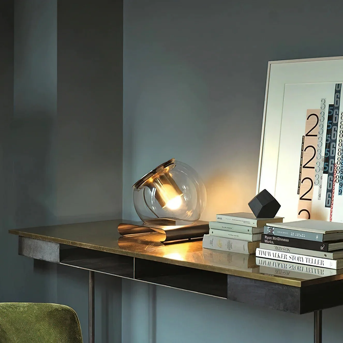 Anvia Glass Table Lamp - Image 22