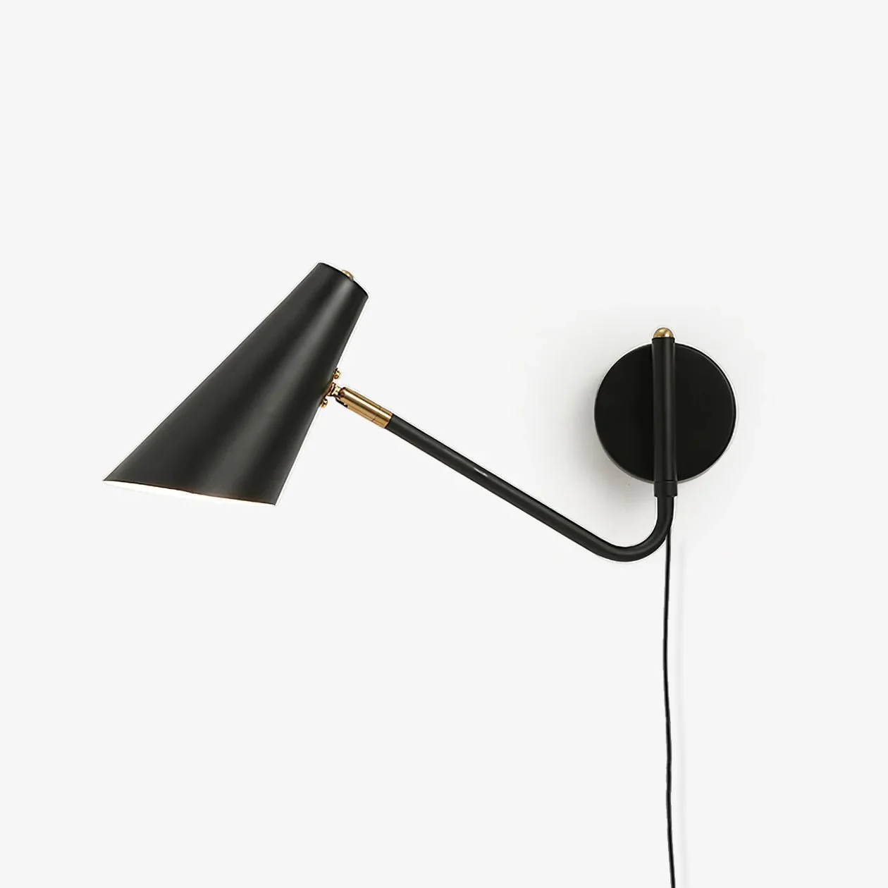 Apex Plug-in Wall Sconce