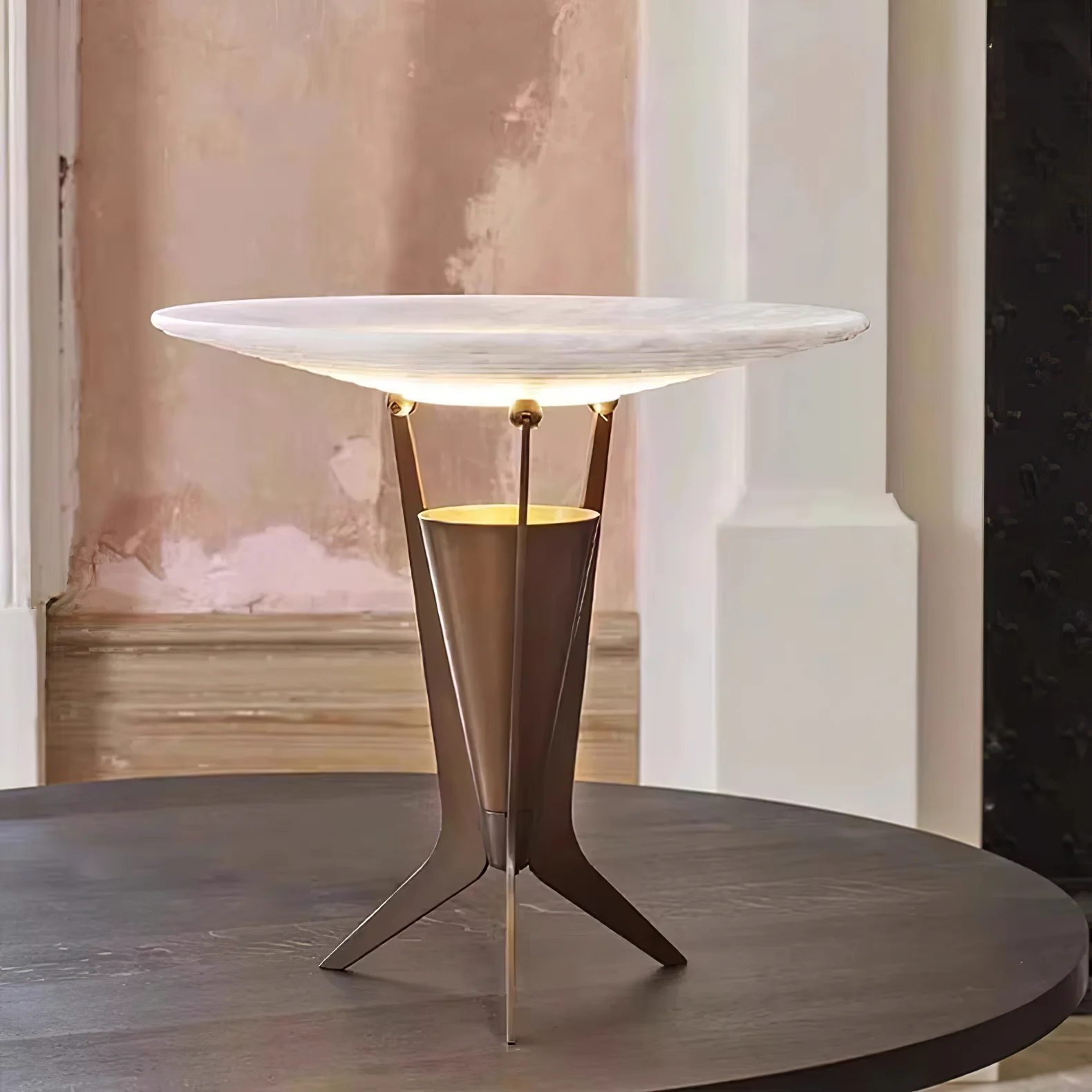 Aragon Alabaster Table Lamp - Image 3