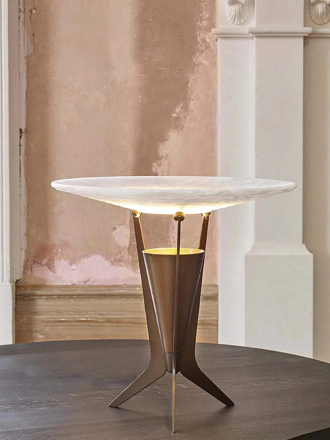 Aragon Alabaster Table Lamp - Image 5