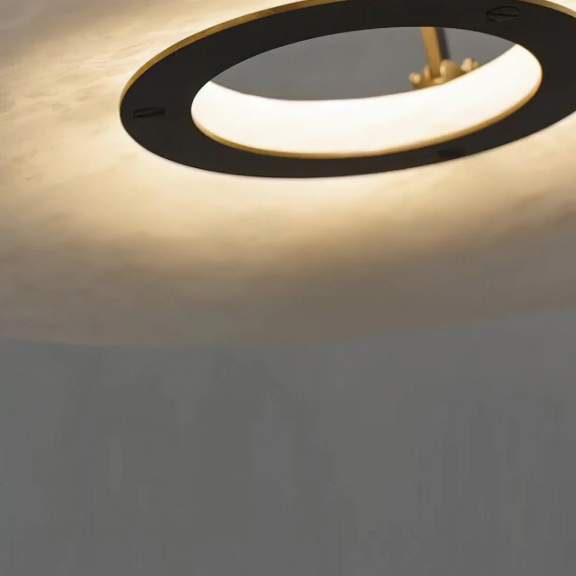 Aragon Alabaster Table Lamp - Image 9