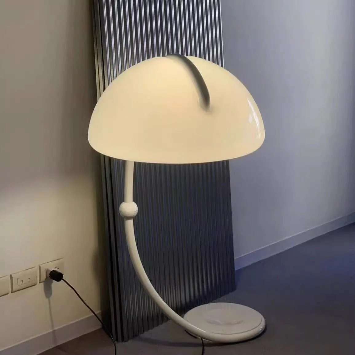 Arc Dome Floor Lamp - Image 17