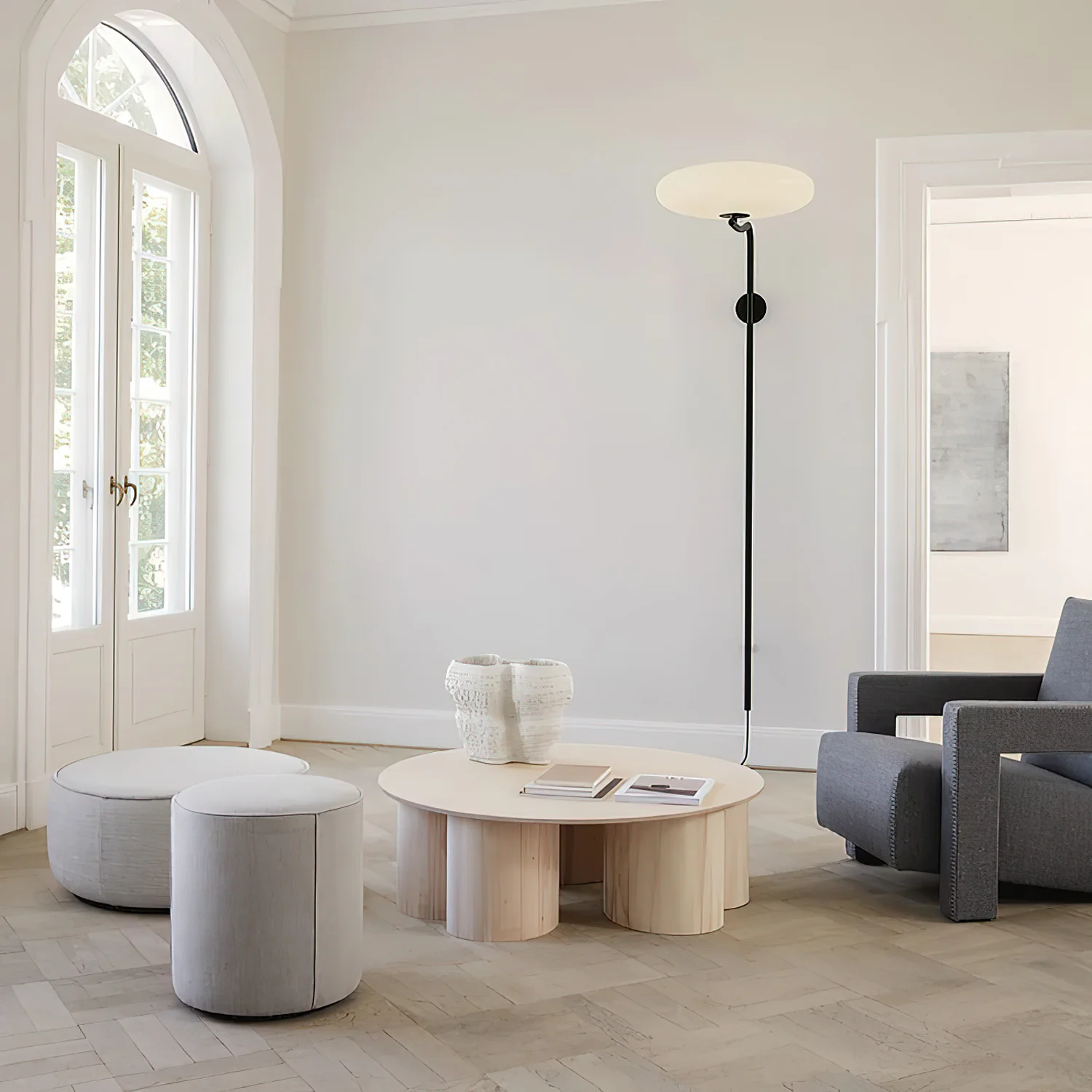 Arc Plug-in Wall Lamp - Image 3