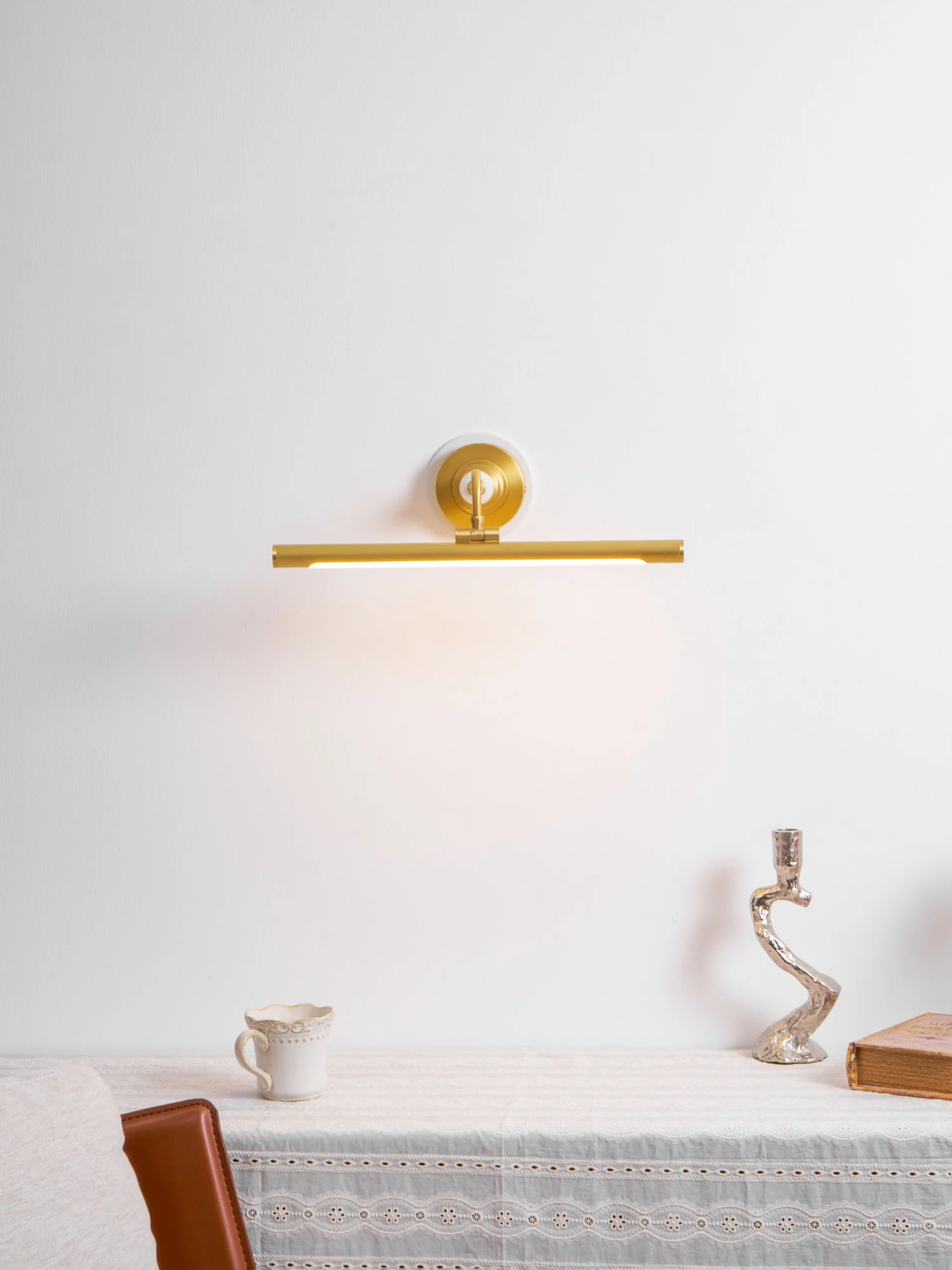 Archer Art Linear Wall Light - Image 14