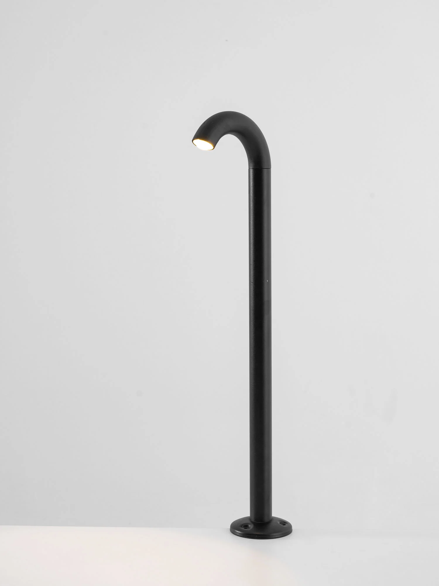 Arcis Outdoor Pathway Light - Image 13