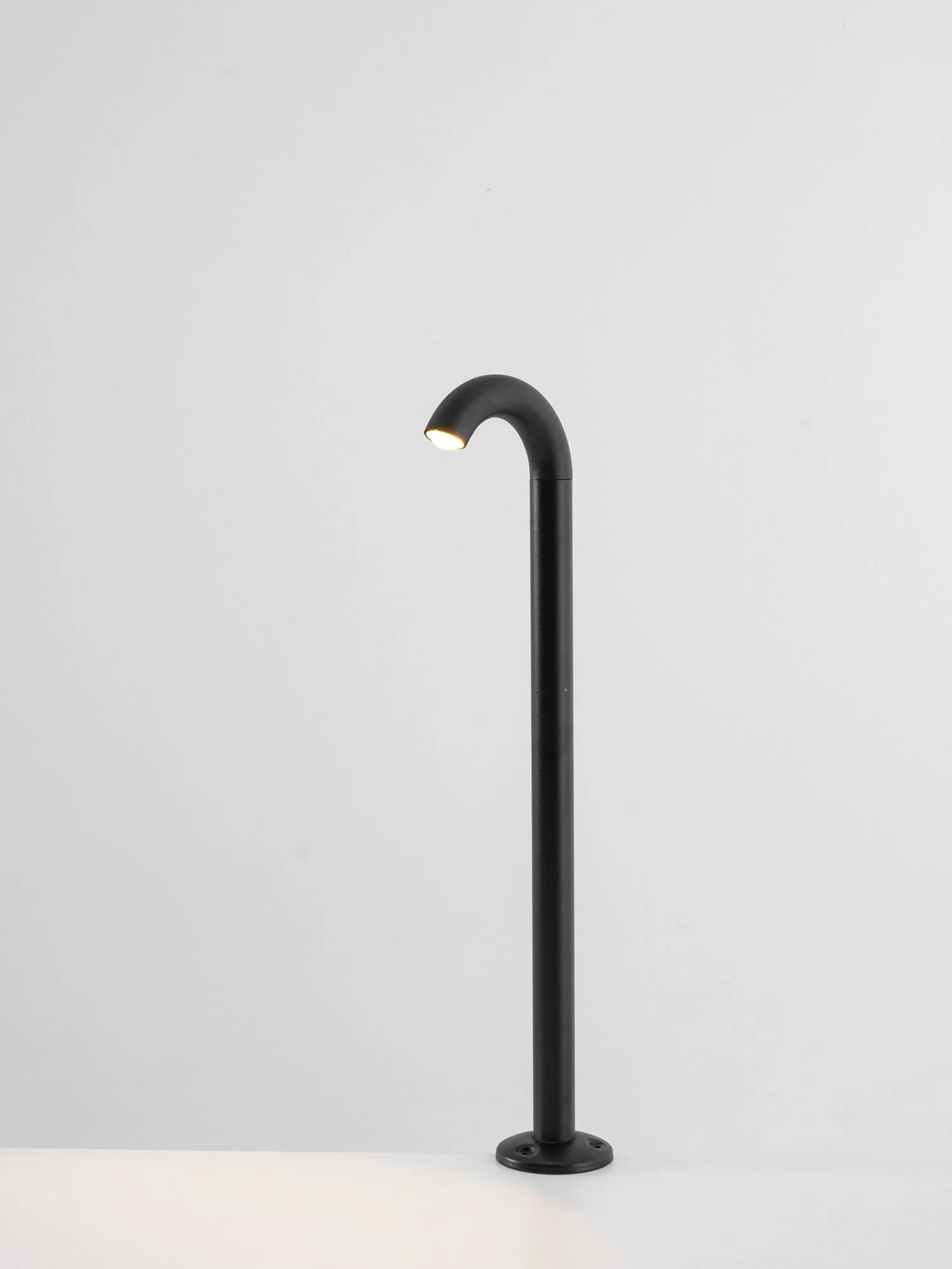 Arcis Outdoor Pathway Light - Image 15