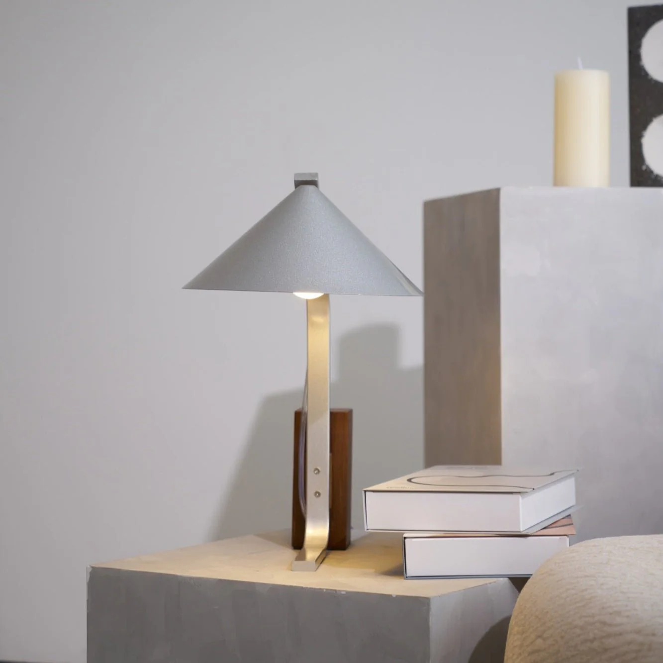 Arclune Desk Lamp - Image 27