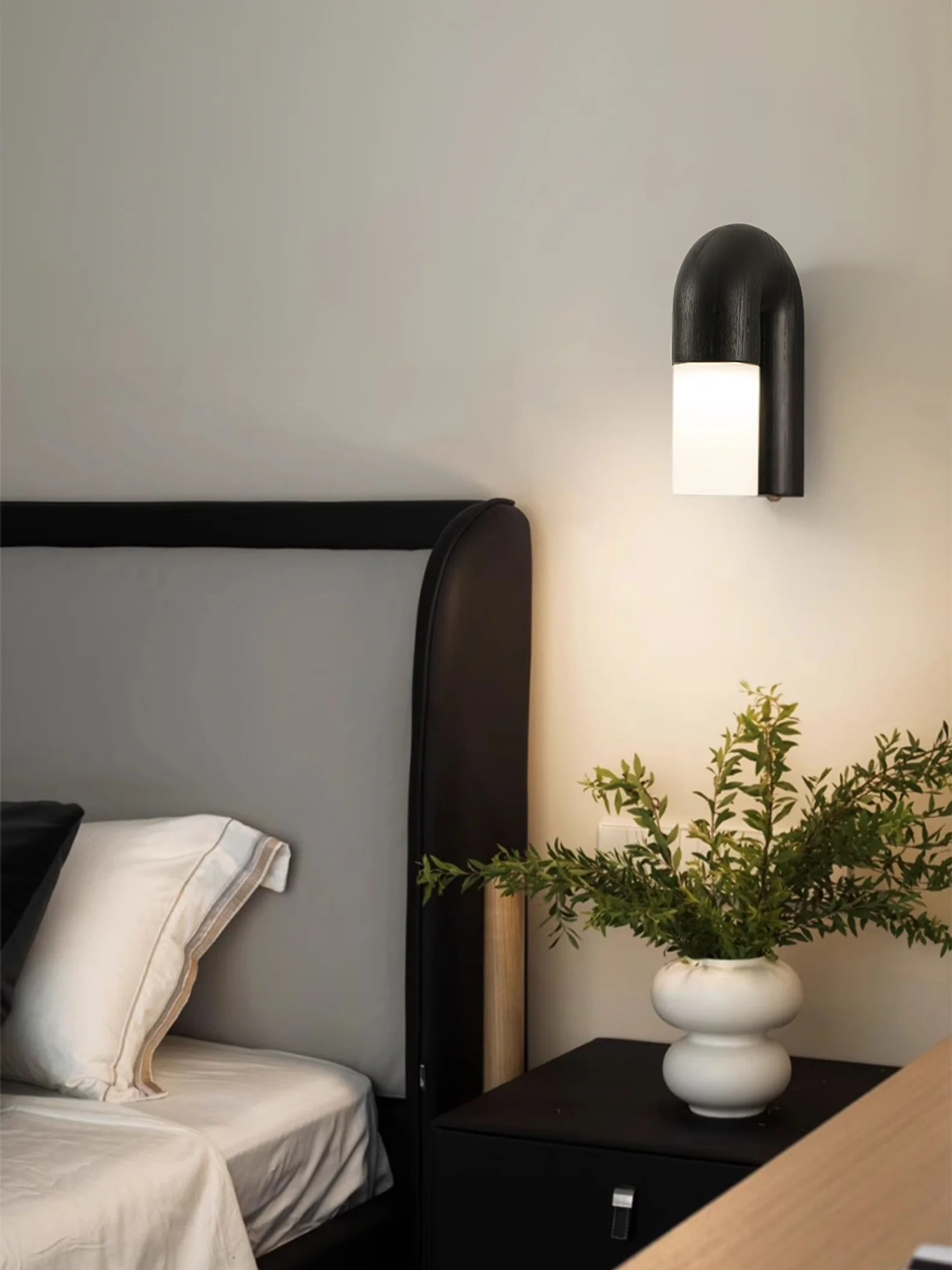 Arcus Wood Wall Lamp - Image 23