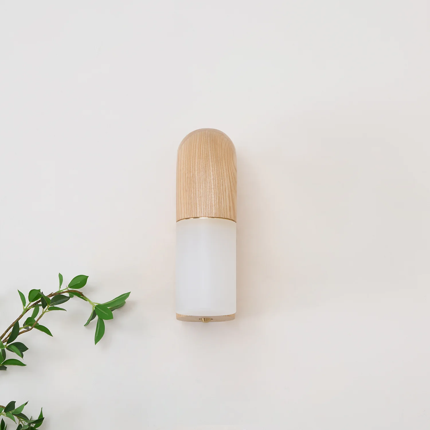 Arcus Wood Wall Lamp - Image 25
