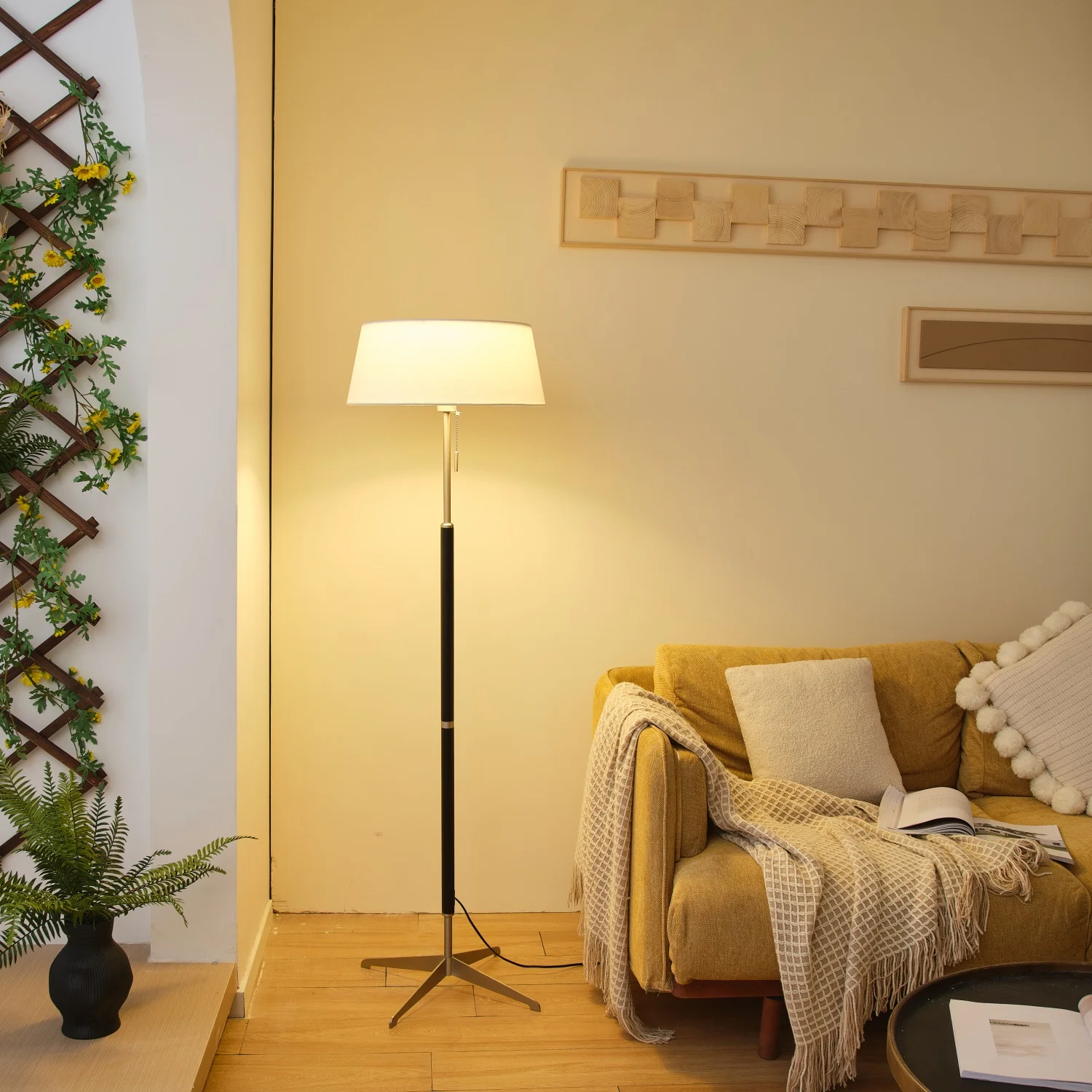 Ardell Floor Lamp - Image 2