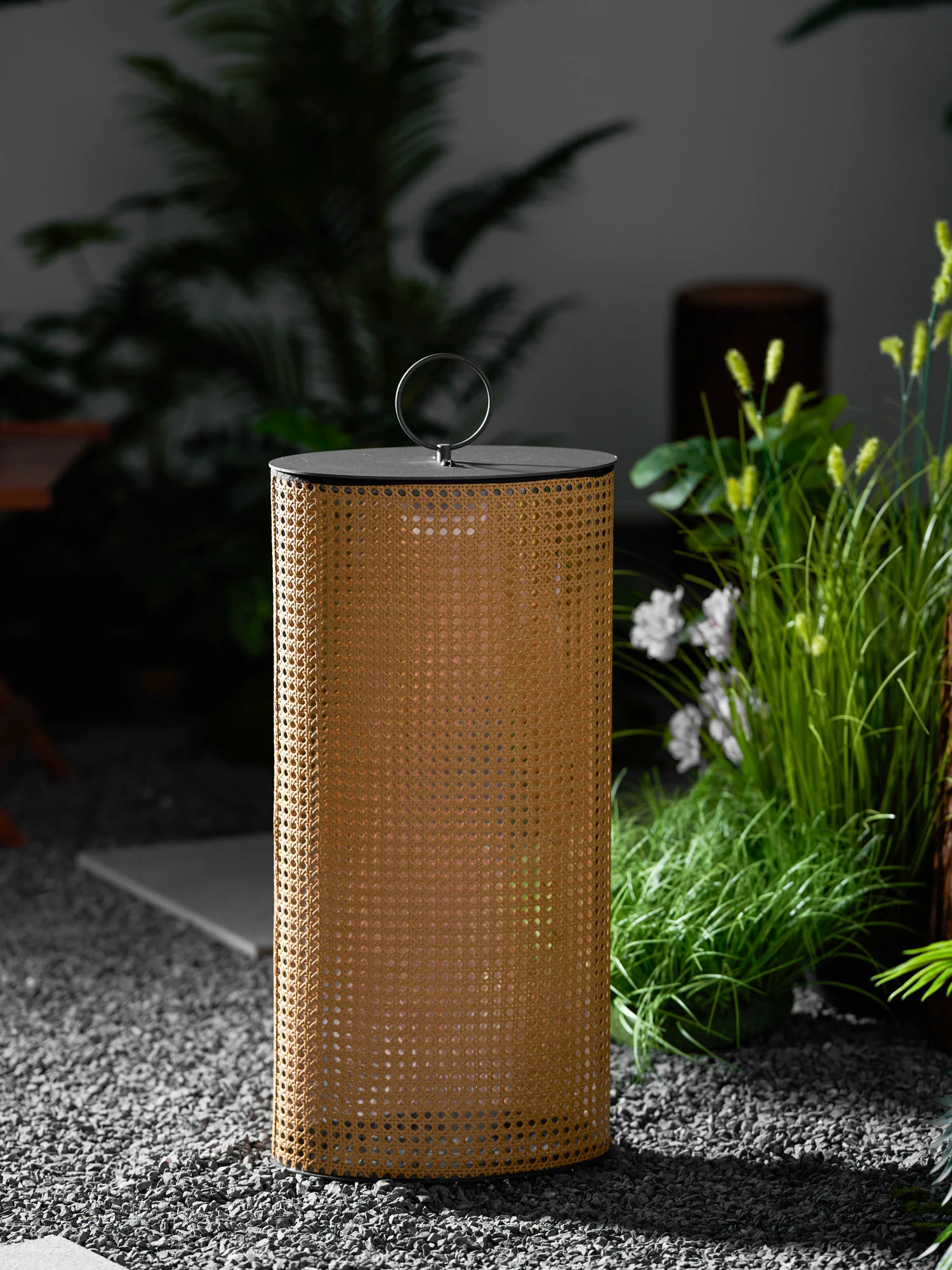 Arlette Solar Outdoor Lantern Lamp - Image 20