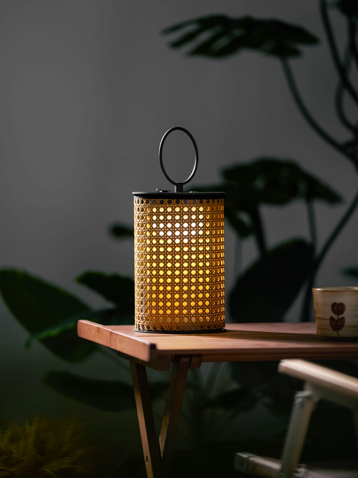Arlette Solar Outdoor Lantern Lamp - Image 32