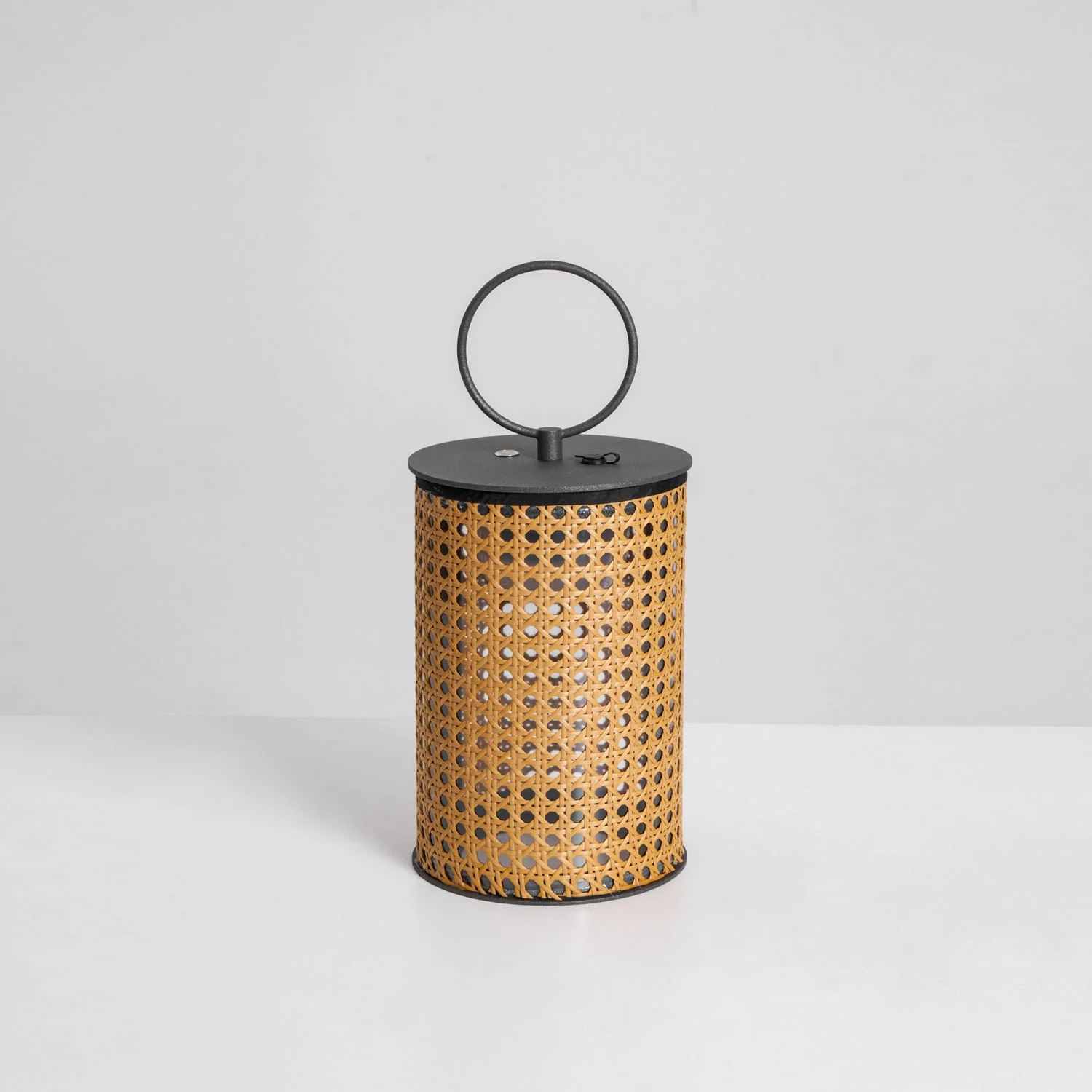 Arlette Solar Outdoor Lantern Lamp - Image 51