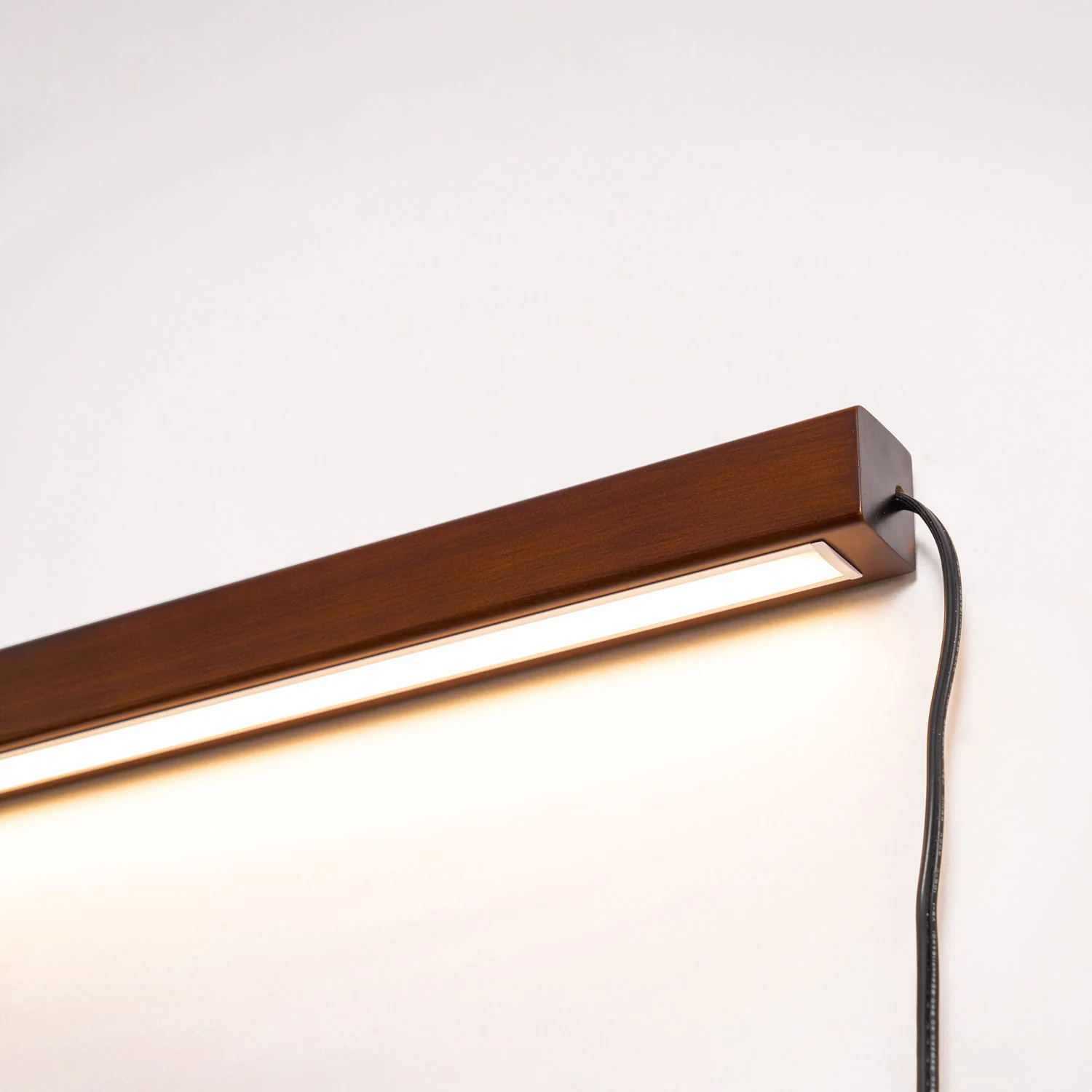 Arlo Linear Wood Plug-in Wall Light - Image 25