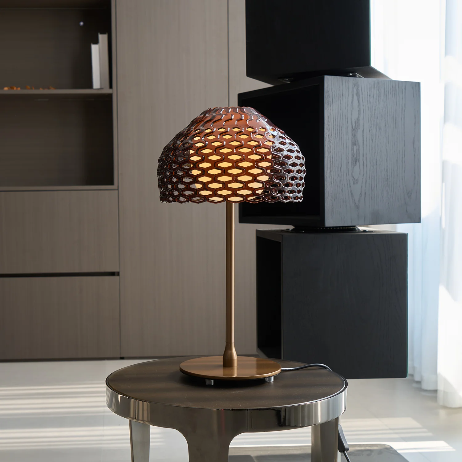 Armadillo Table Lamp - Image 2