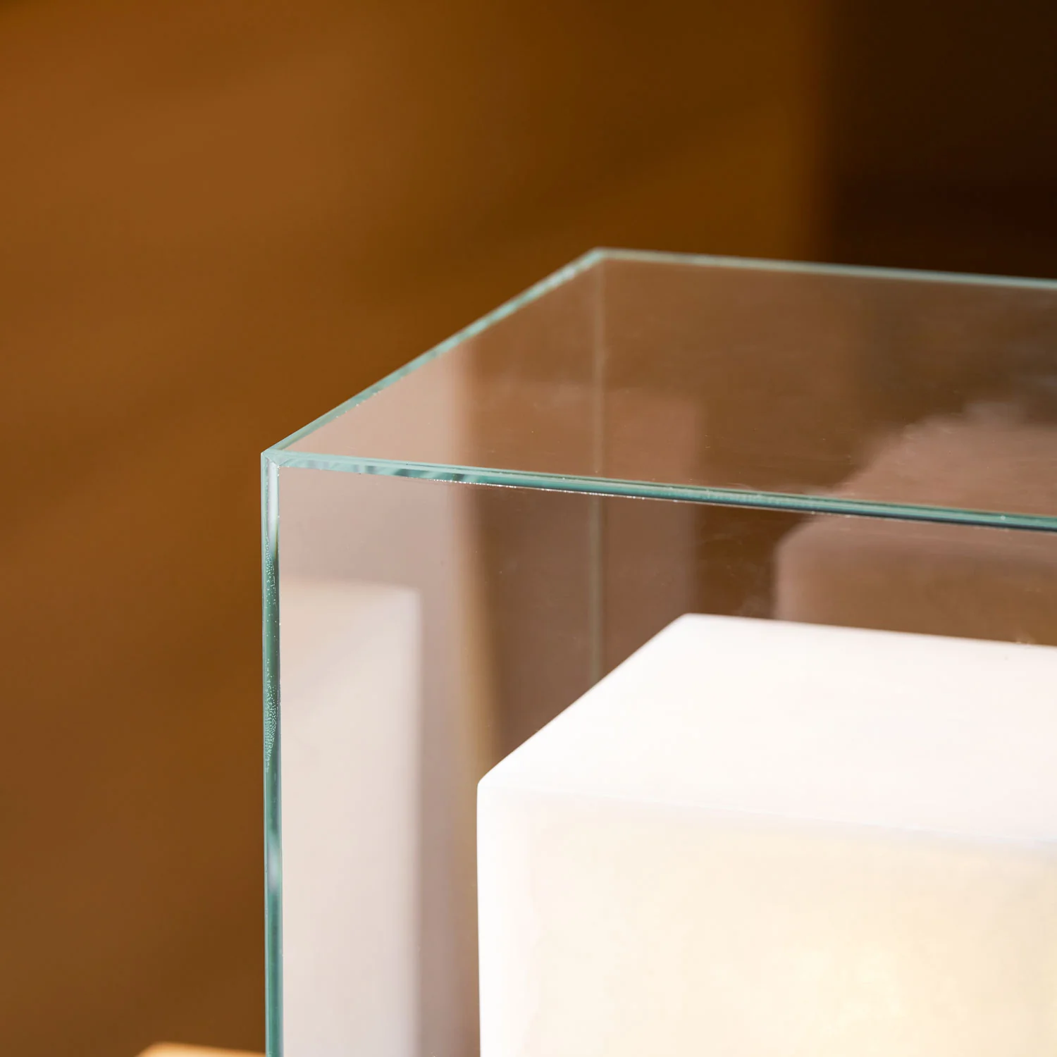 Arqra Alabaster Table Lamp - Image 13