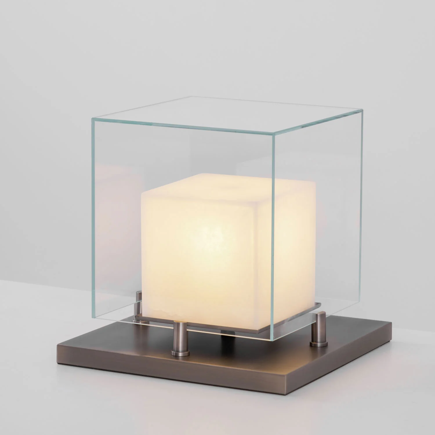 Arqra Alabaster Table Lamp - Image 14