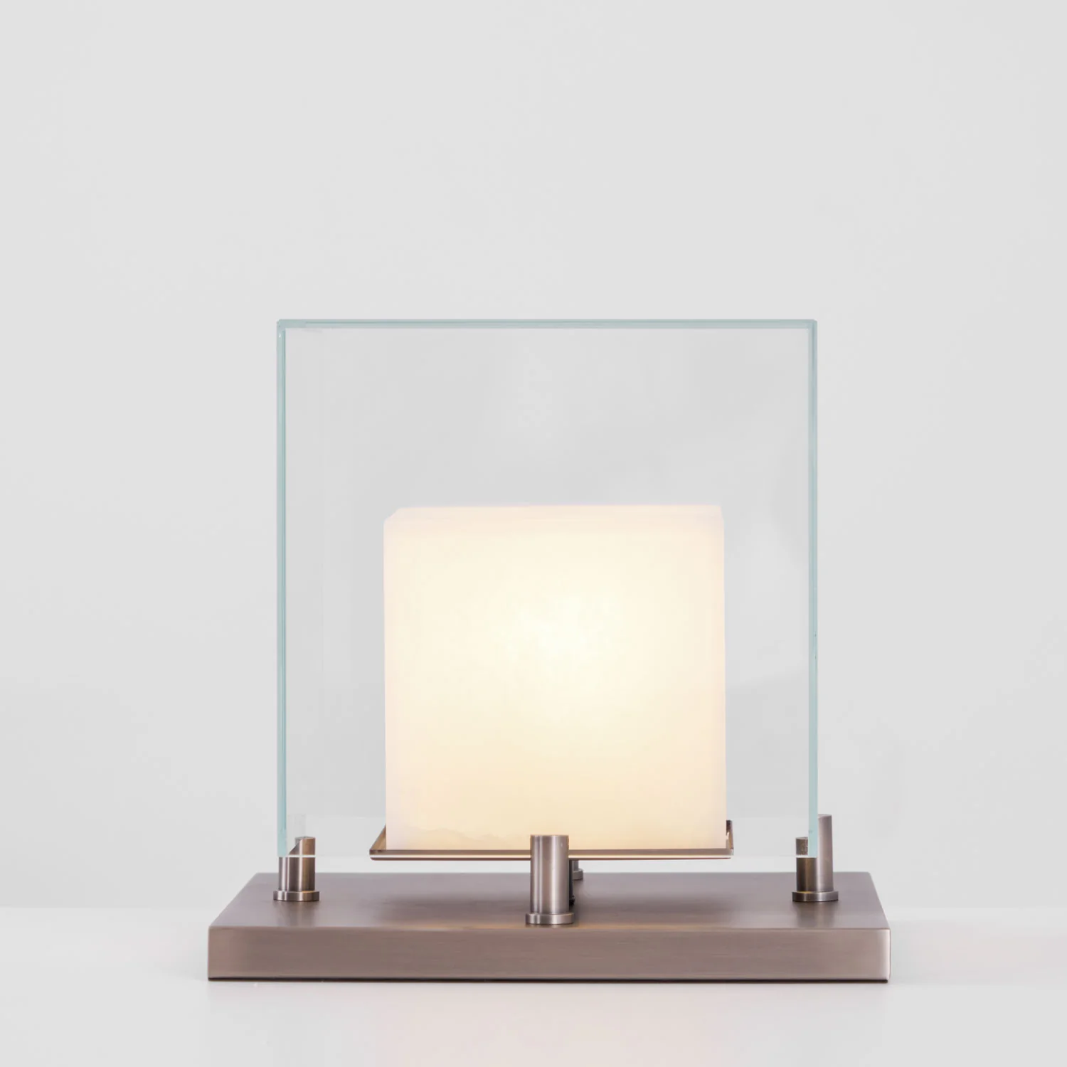 Arqra Alabaster Table Lamp - Image 19