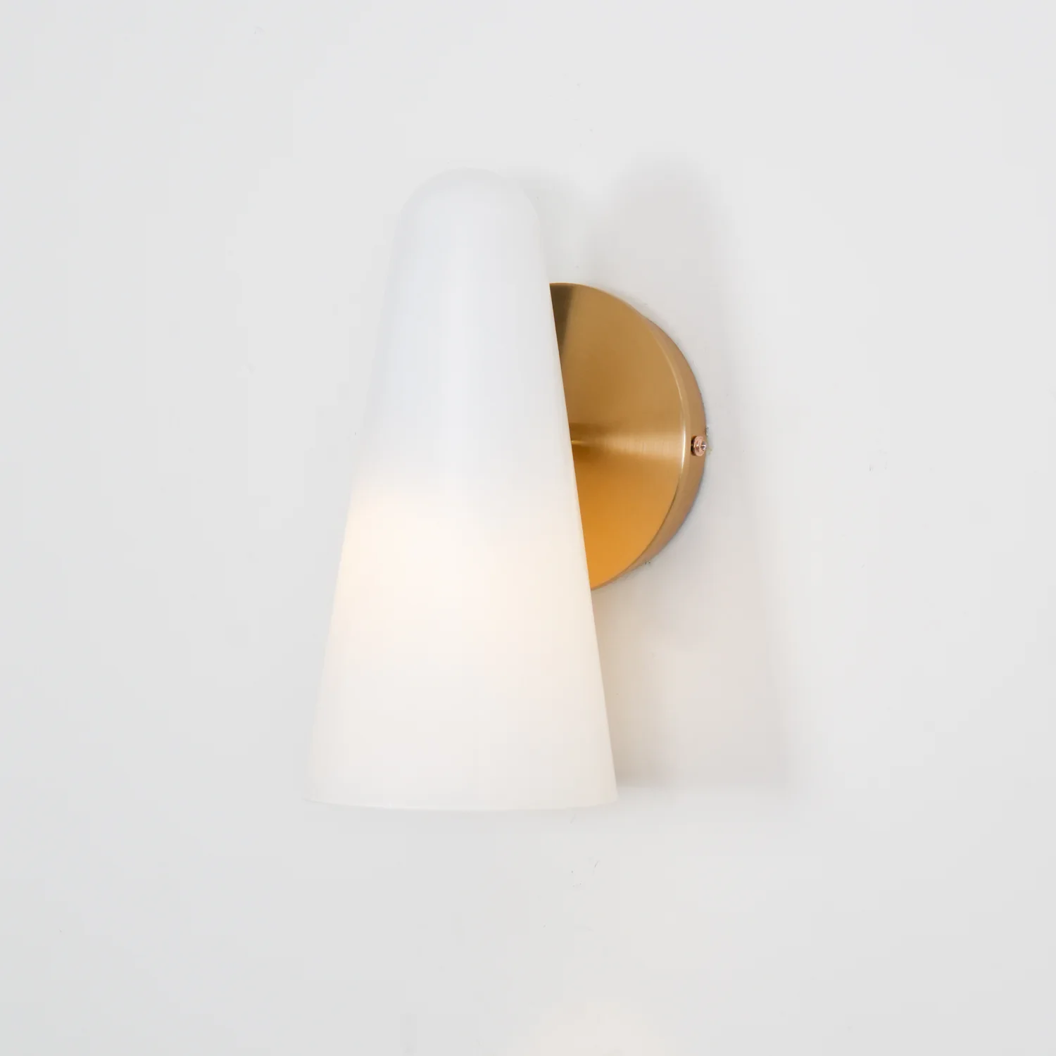 Conical Glass Wall Lamp - Image 4