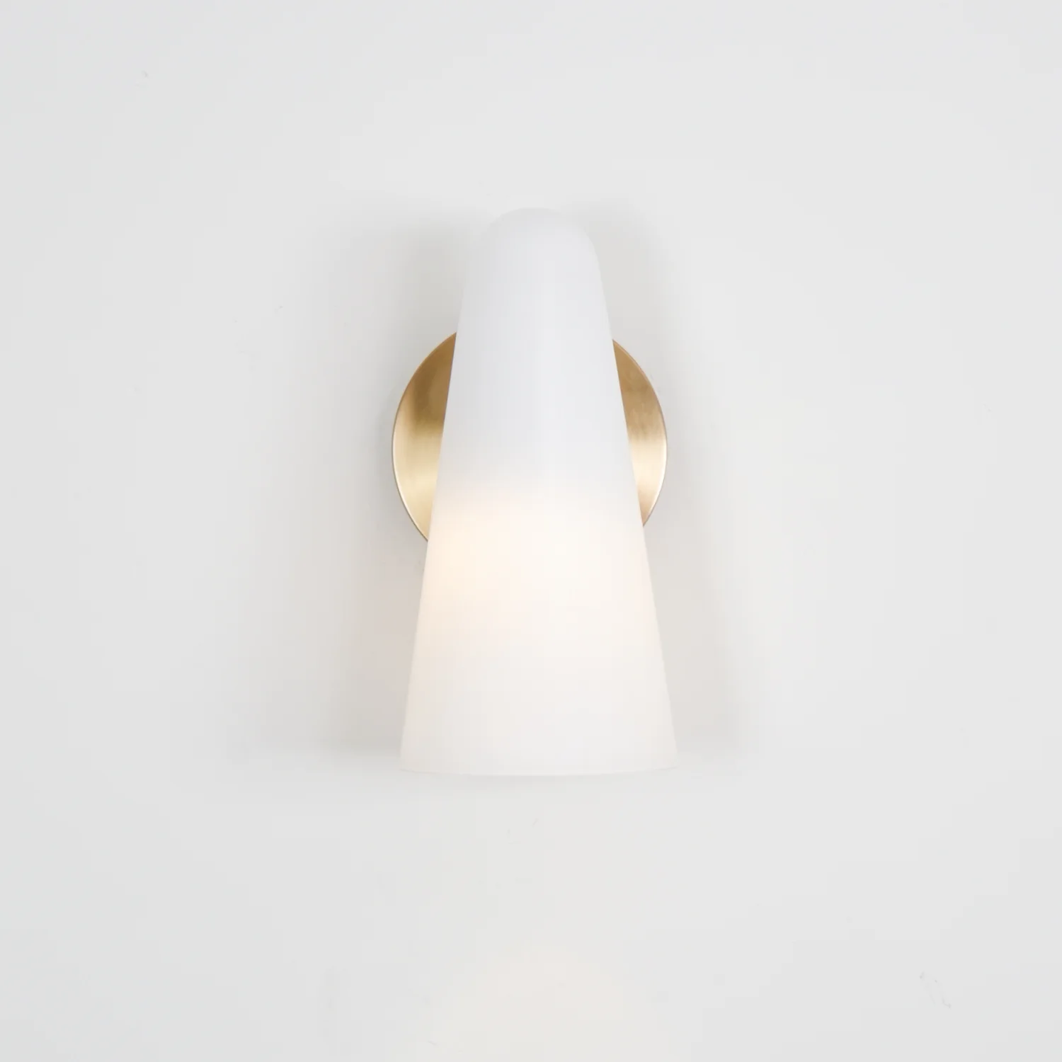 Conical Glass Wall Lamp - Image 51