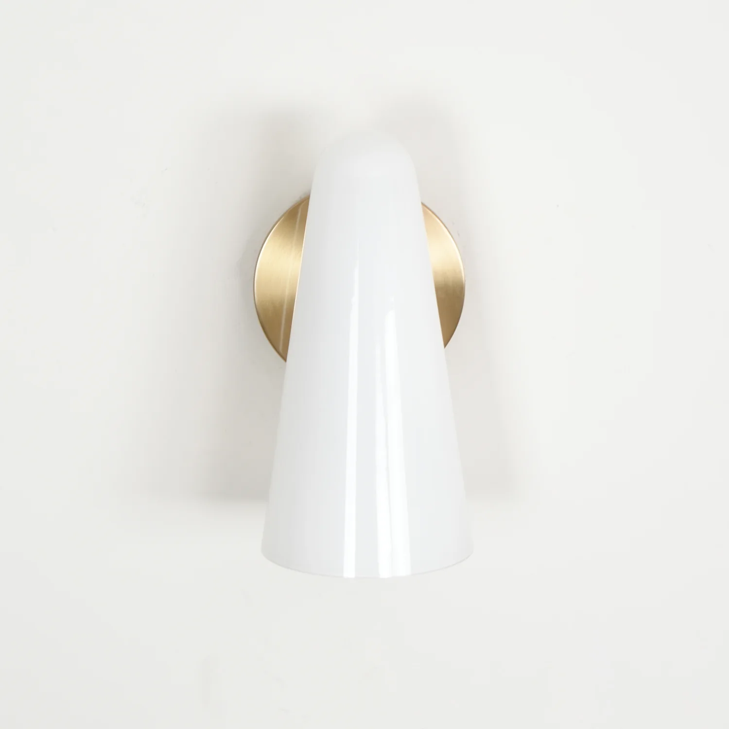Conical Glass Wall Lamp - Image 55