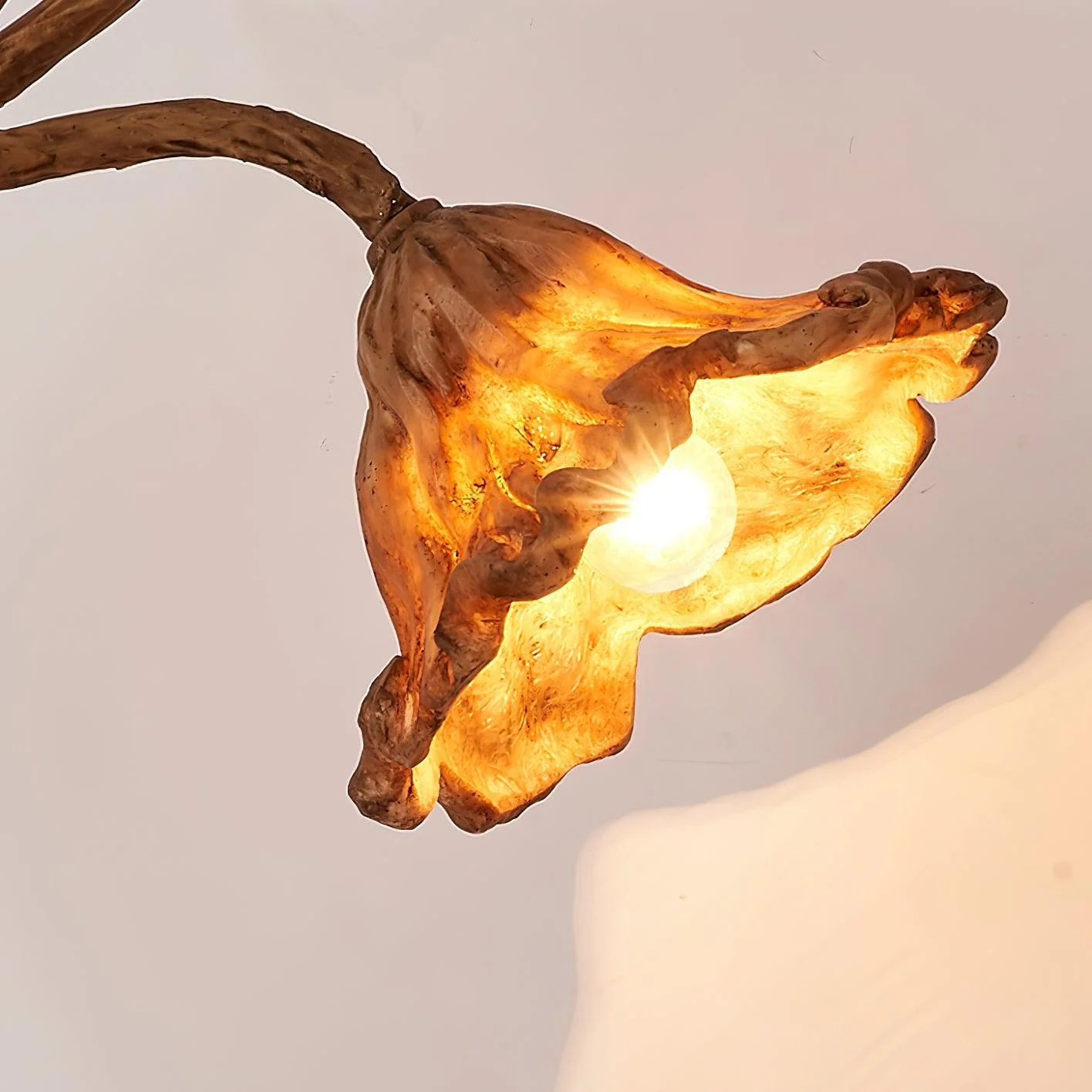 Artistic Lotus Leaf Table Lamp - Image 21