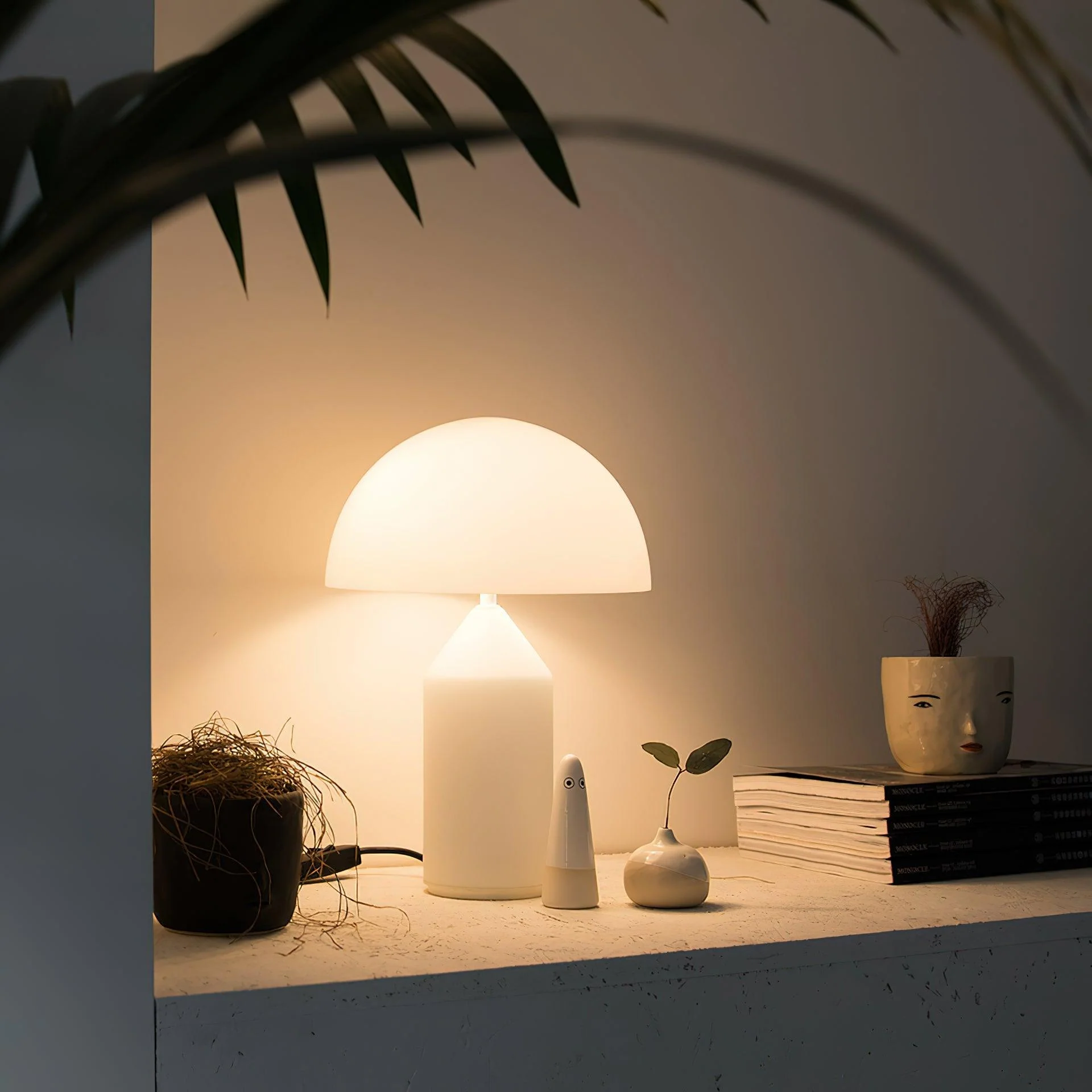 Atollo Glass Table Lamp - Image 4