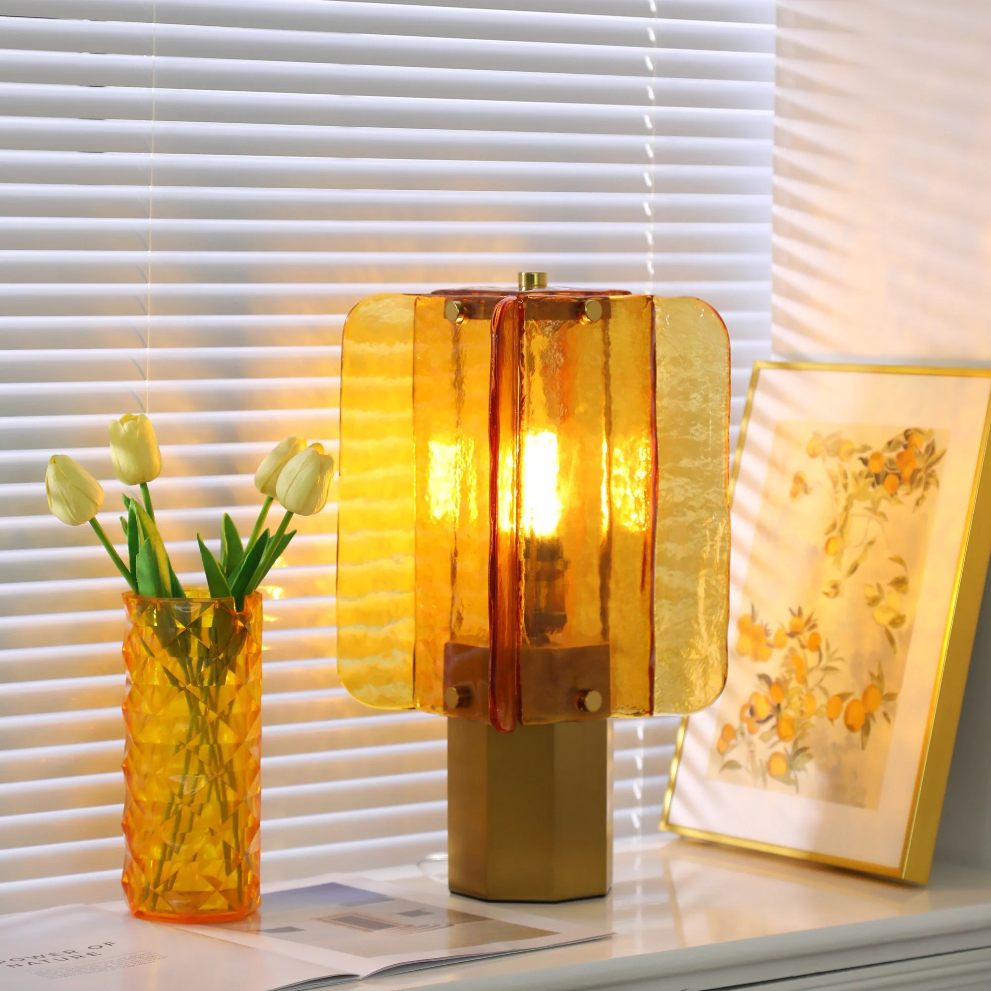 Aurelia Glass Table Lamp - Image 3