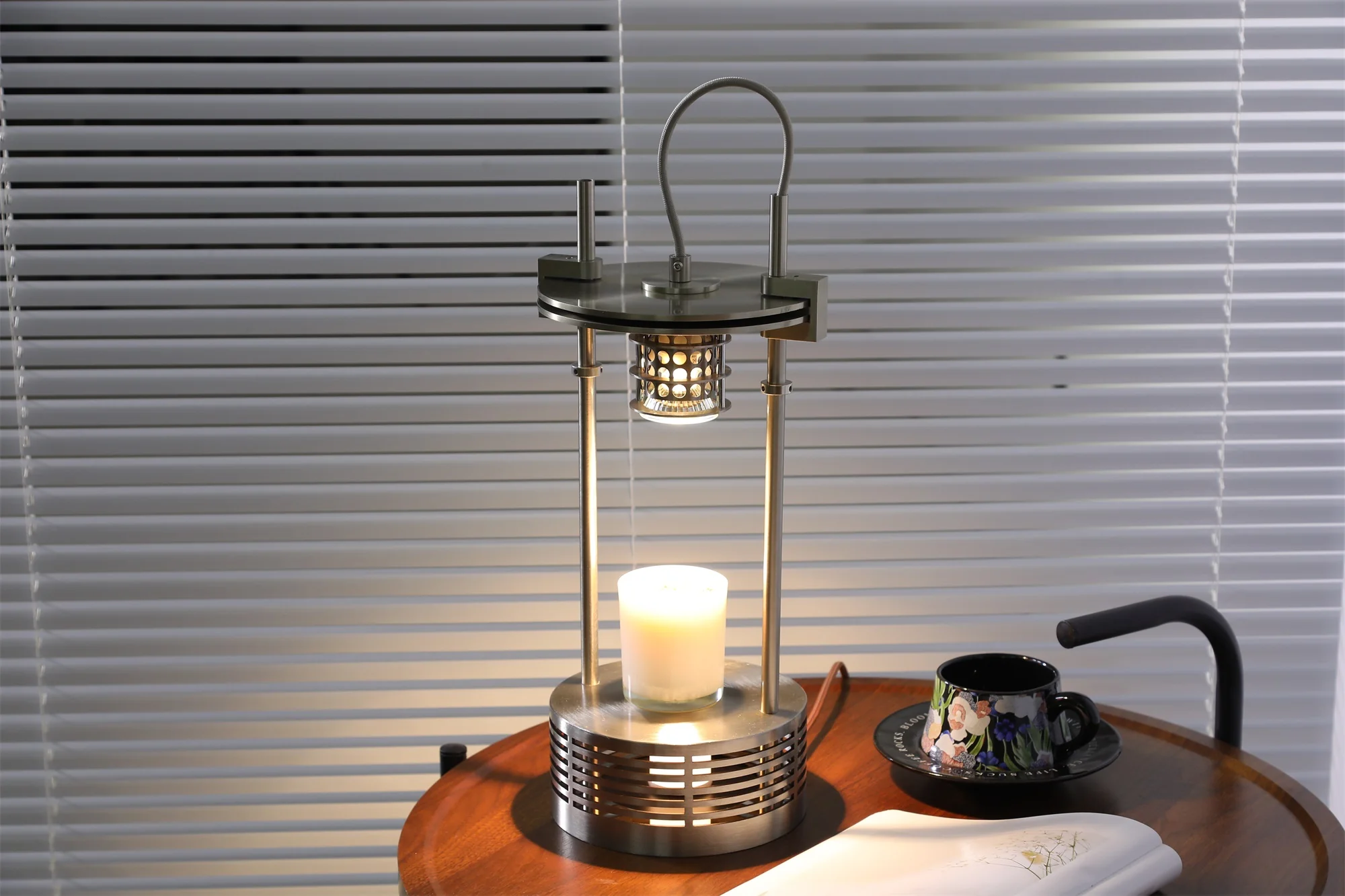 Aurosteel Aroma Table Lamp - Image 12