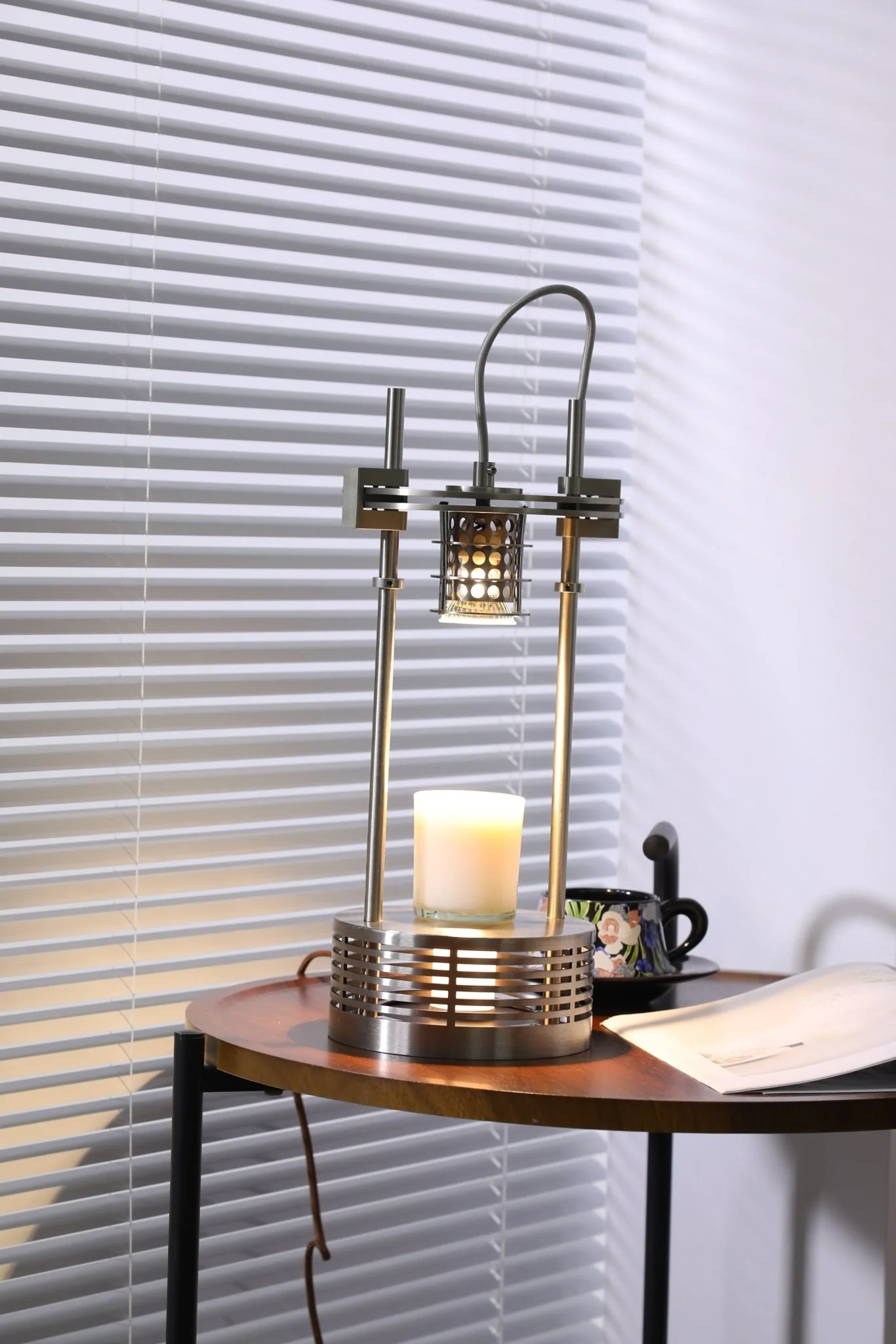Aurosteel Aroma Table Lamp - Image 9