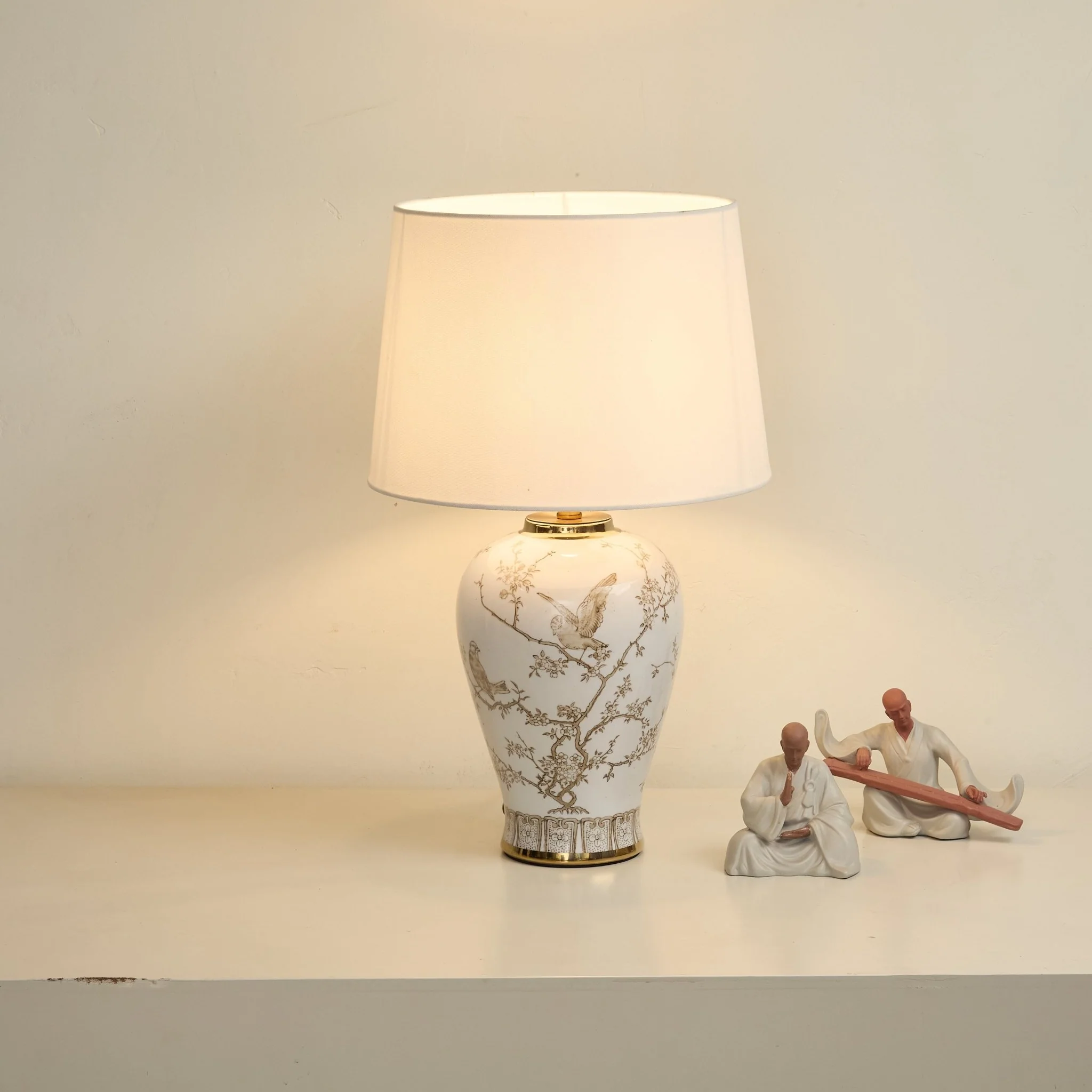 Avian Floral Ceramic Table Lamp - Image 5