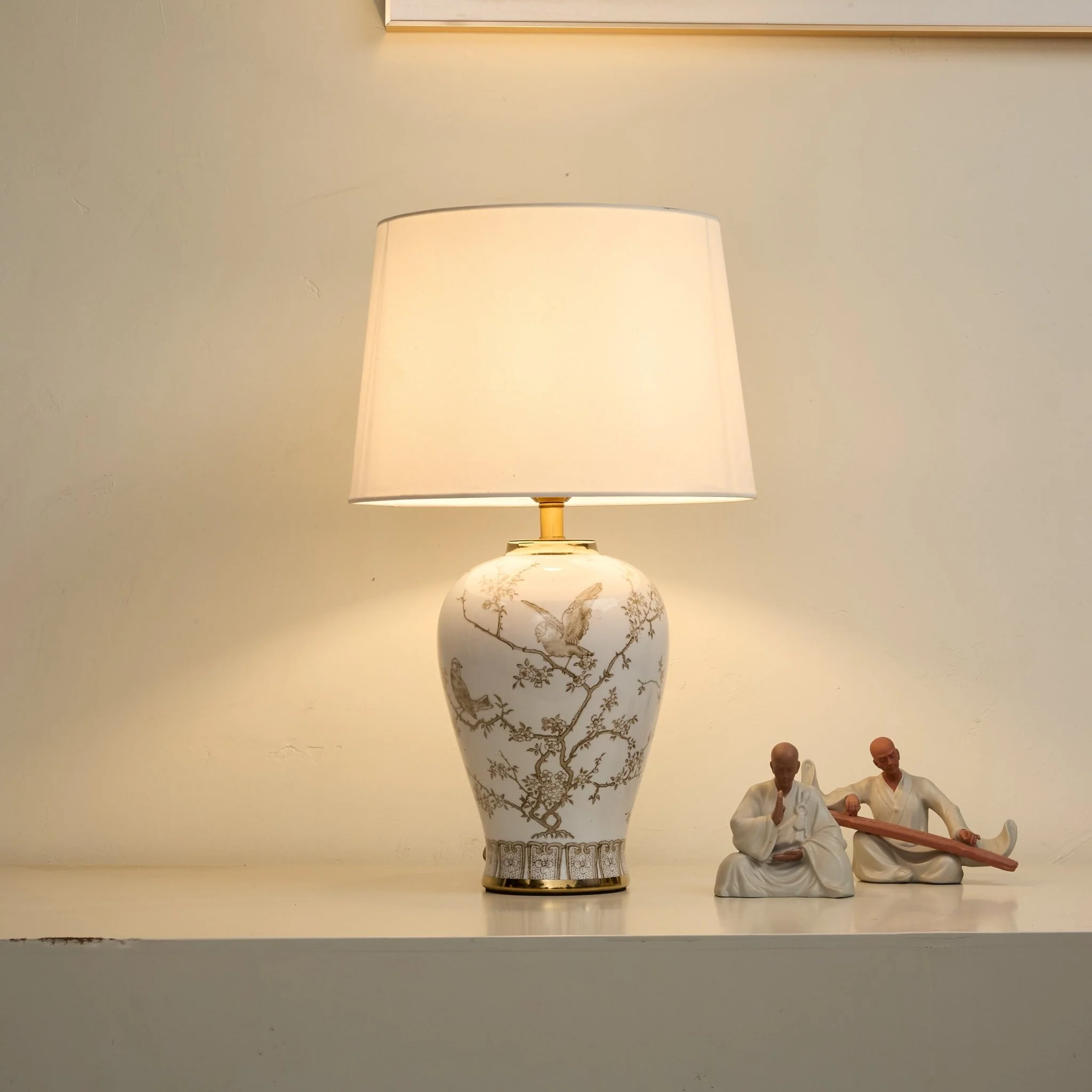 Avian Floral Ceramic Table Lamp - Image 7