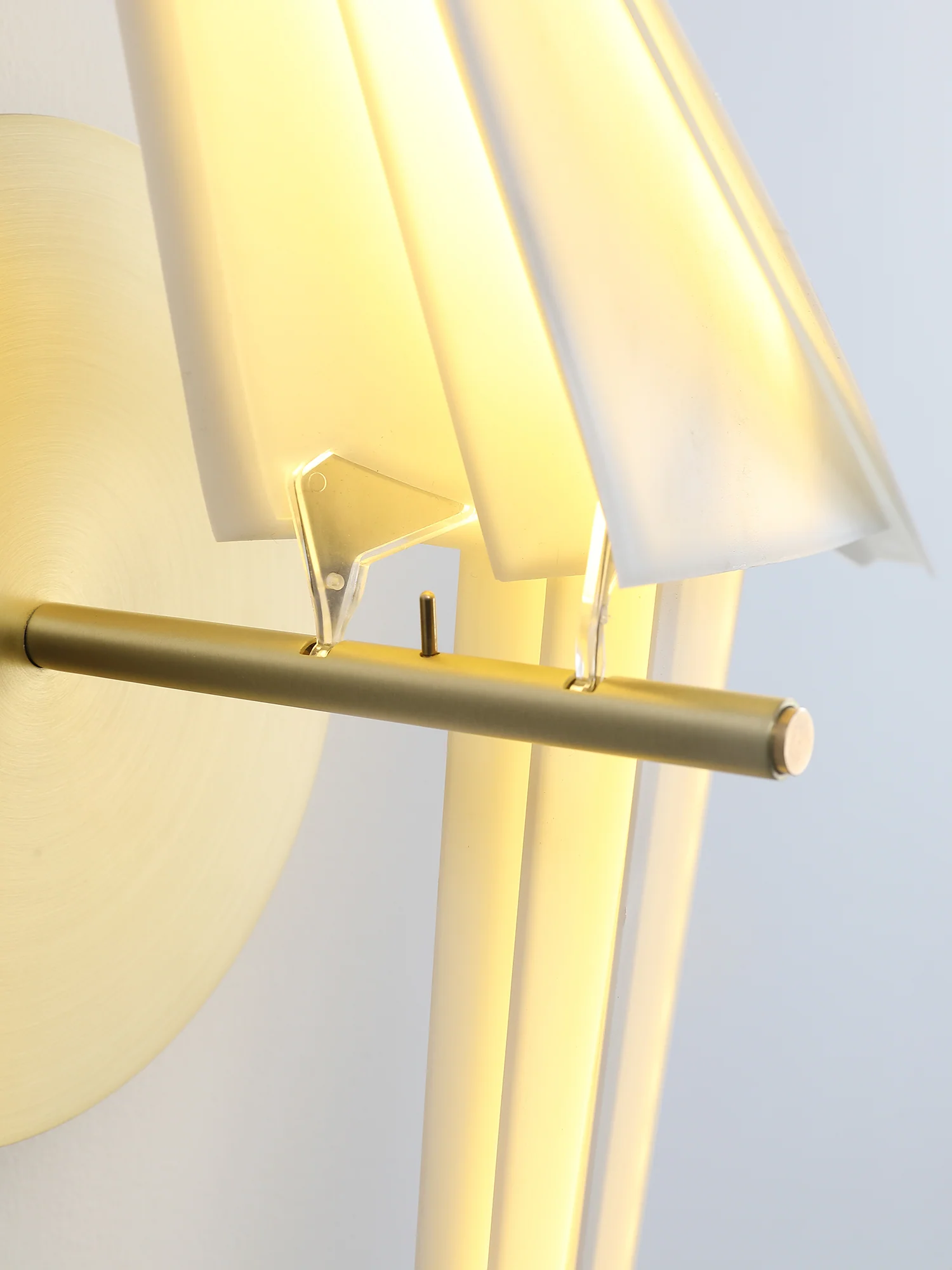 Avian Serenity Plug-in Wall Lamp - Image 7