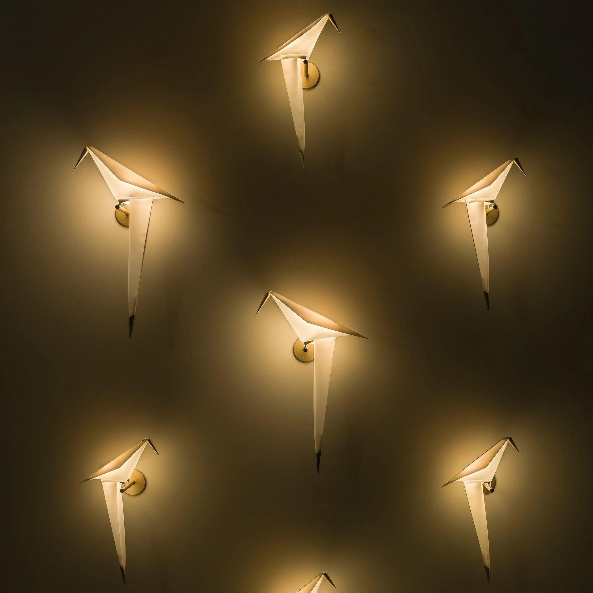 Avian Serenity Wall Lamp - Image 19
