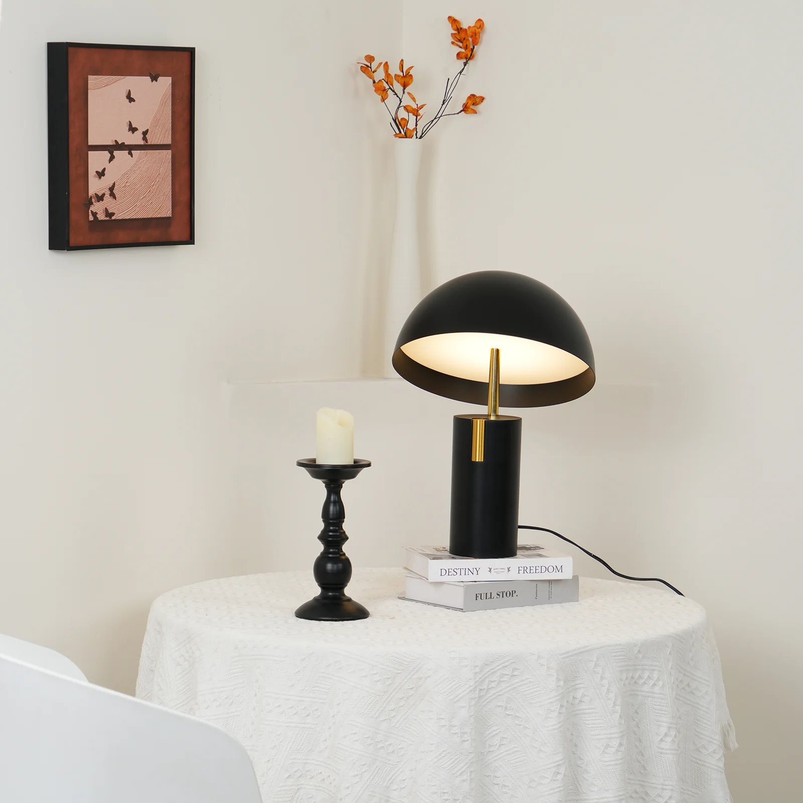 Avo Table Lamp - Image 3