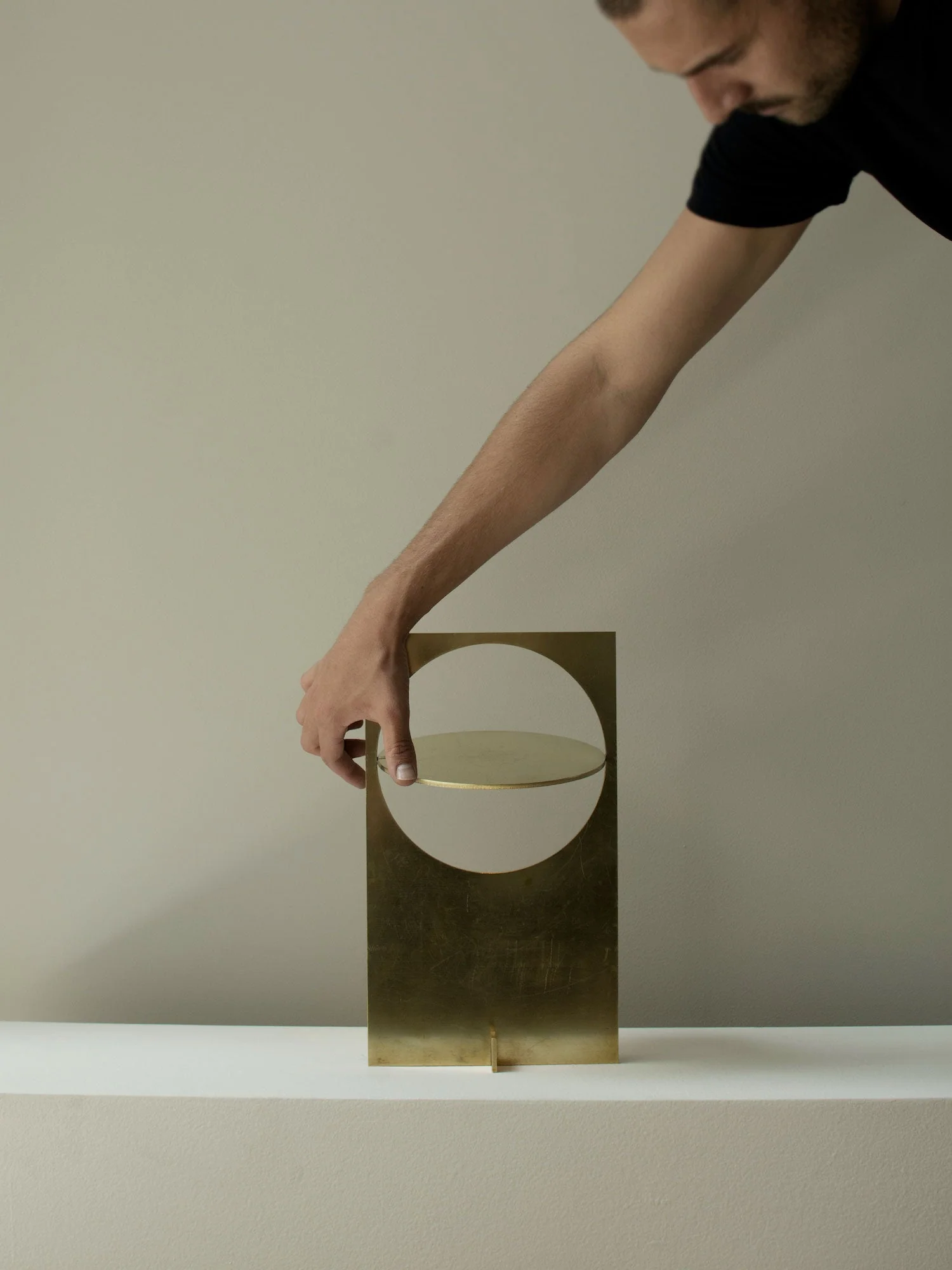Axis Rotating Disc Table Lamp - Image 43