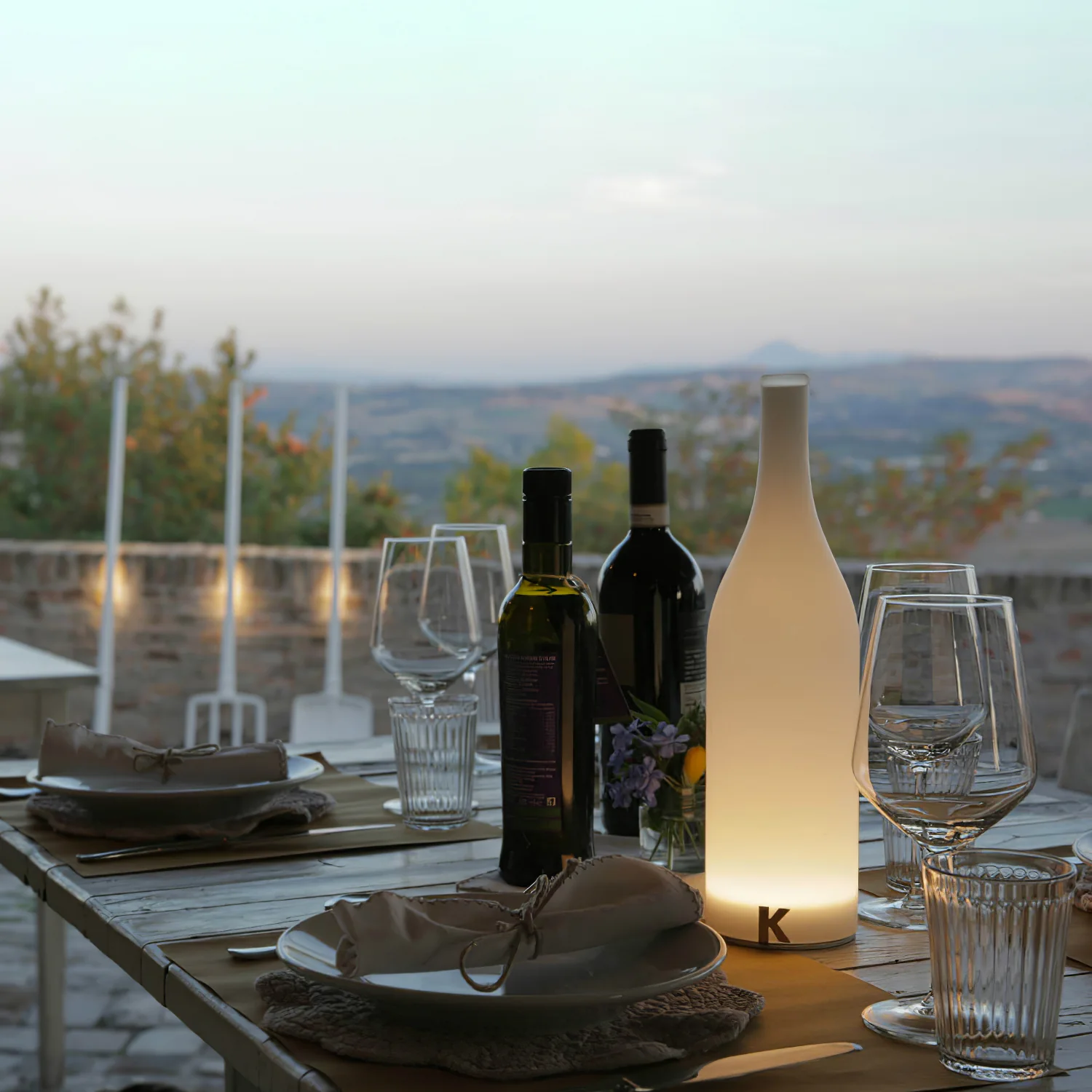 Bacco Built-in Battery Table Lamp - Image 12