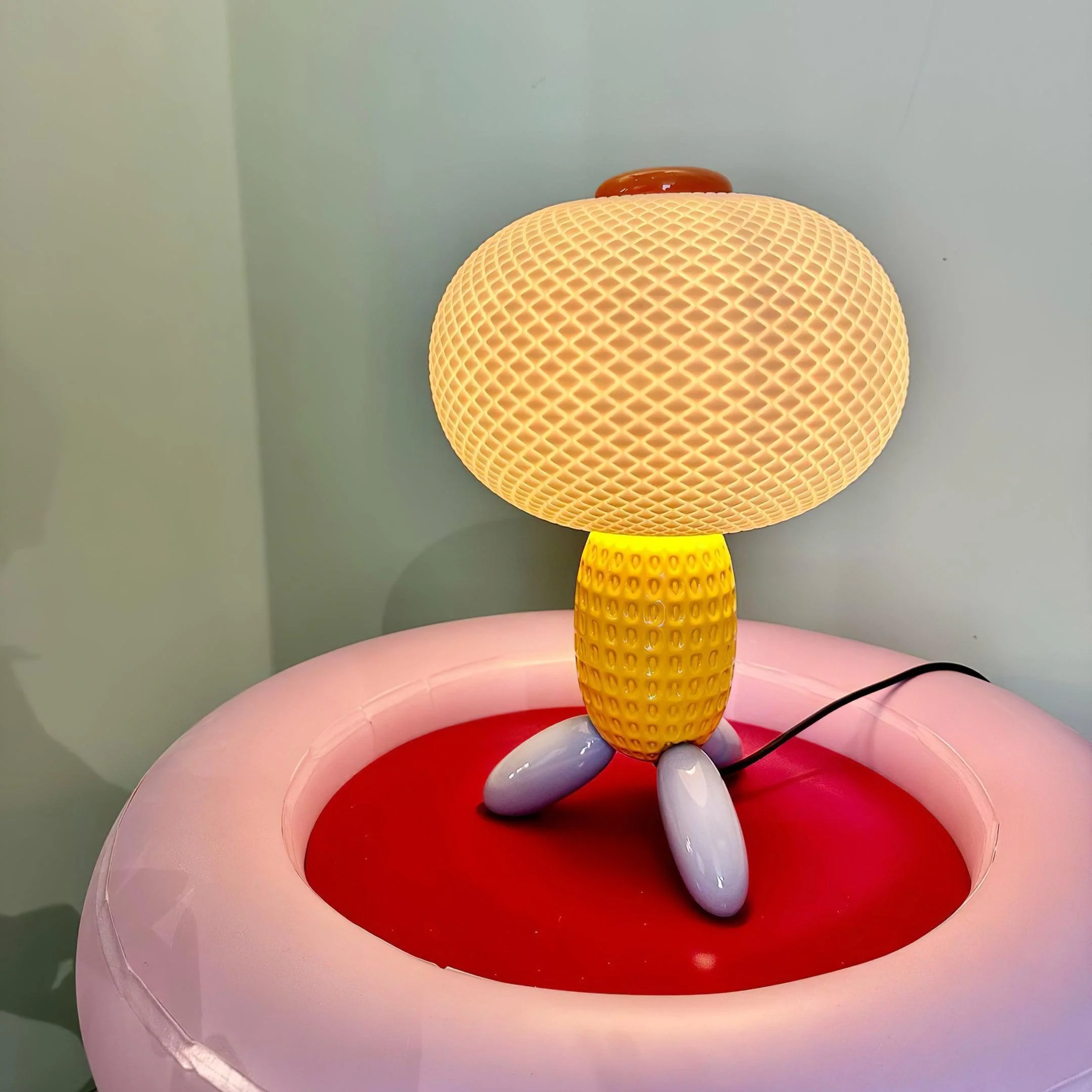 Balloons Table Lamp - Image 8