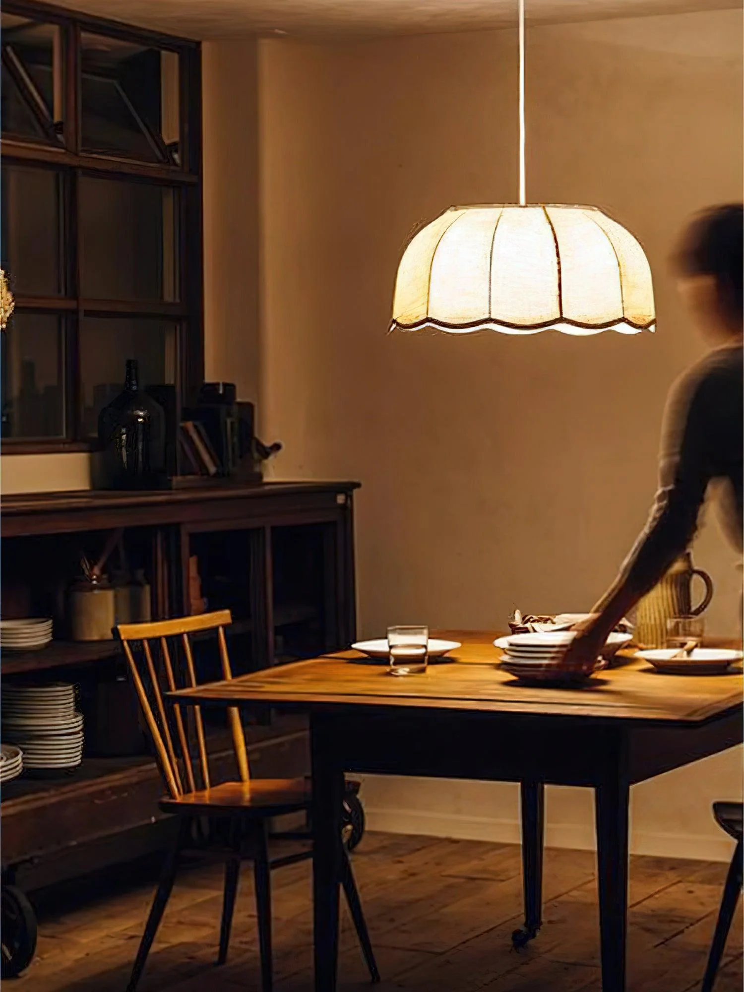 Banana Leaf Pendant Lamp - Image 21